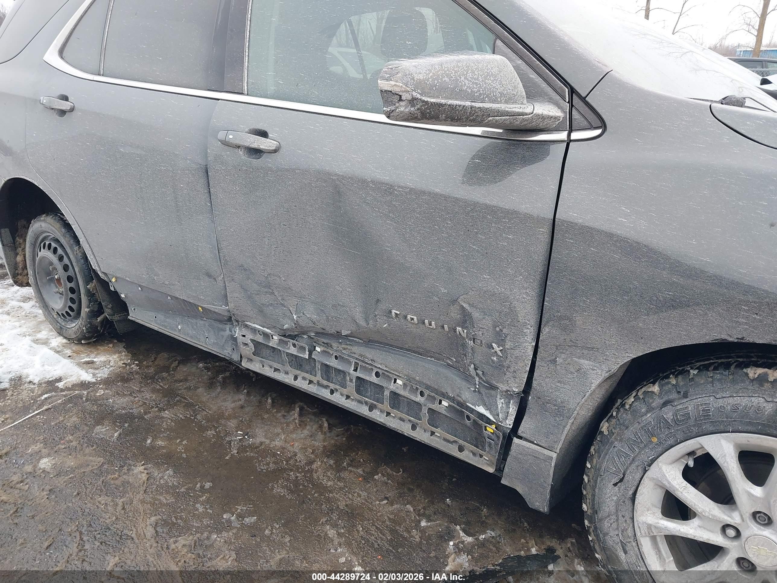 CHEVROLET EQUINOX image 6