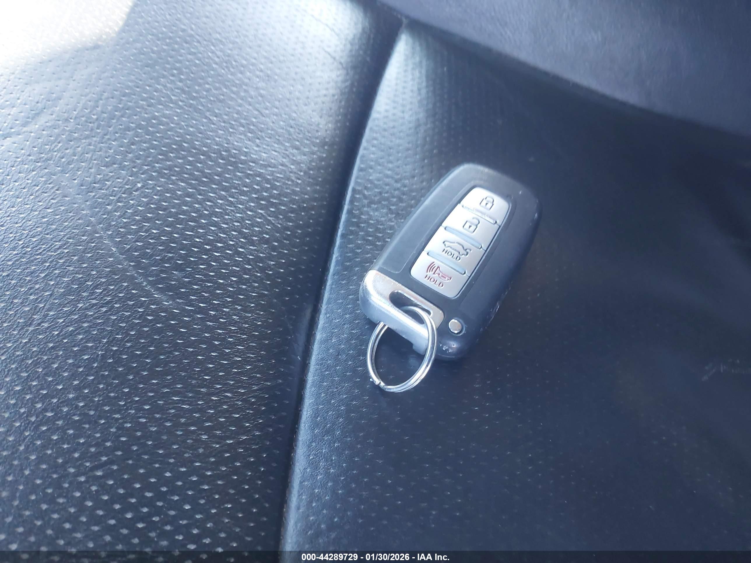 HYUNDAI SONATA image 11