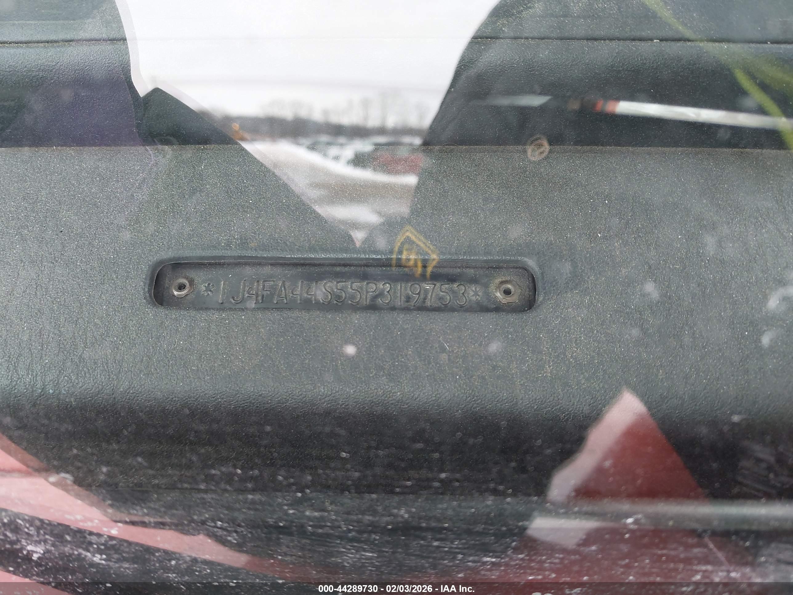 JEEP WRANGLER image 9