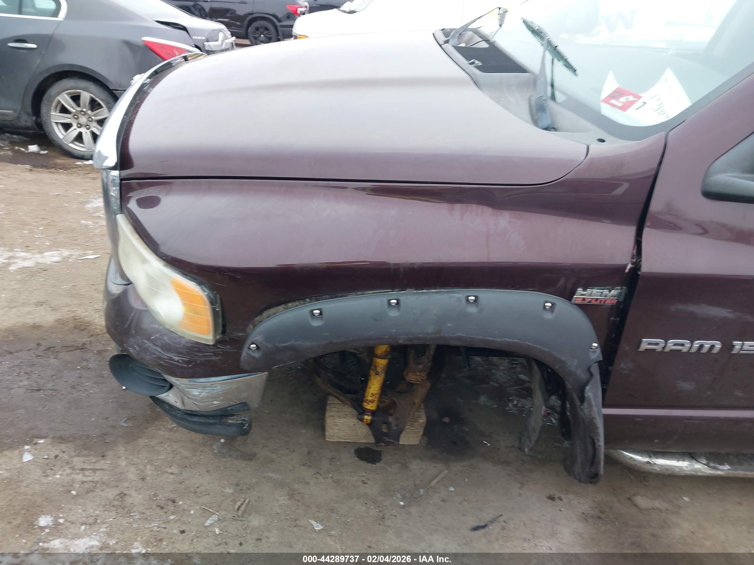 DODGE RAM image 6