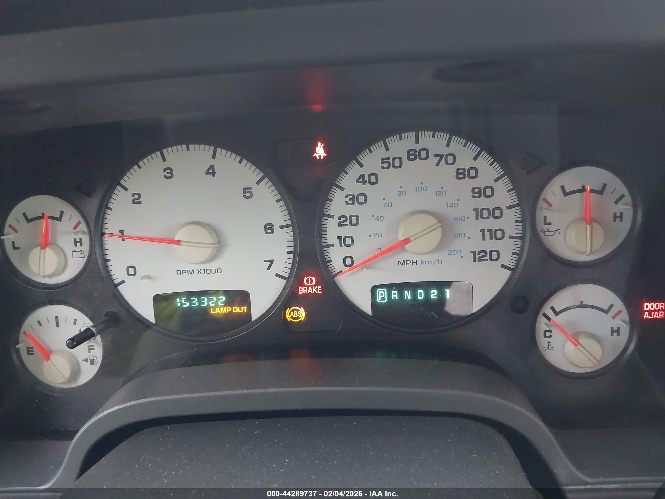 DODGE RAM image 7