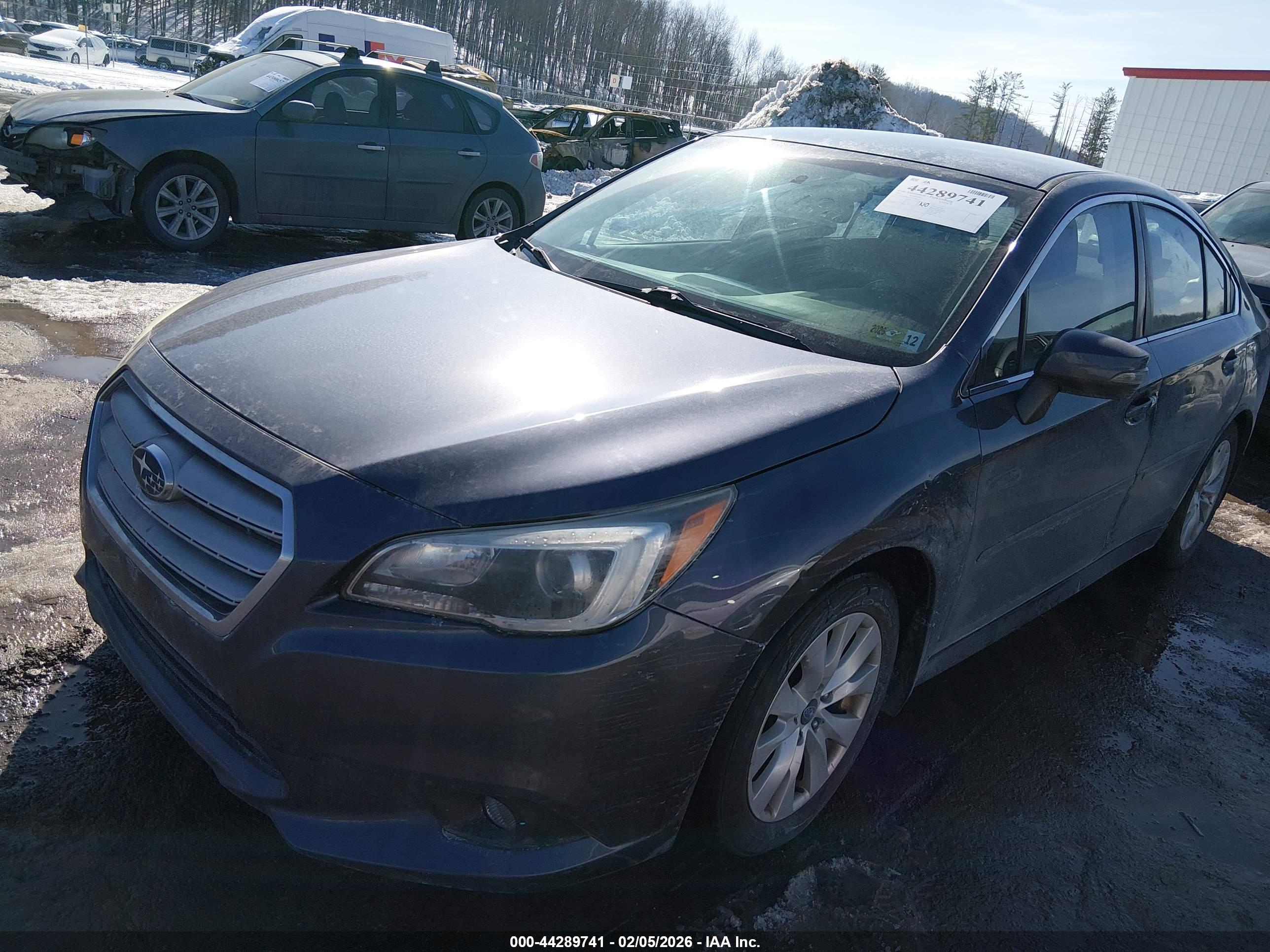 SUBARU LEGACY image 2