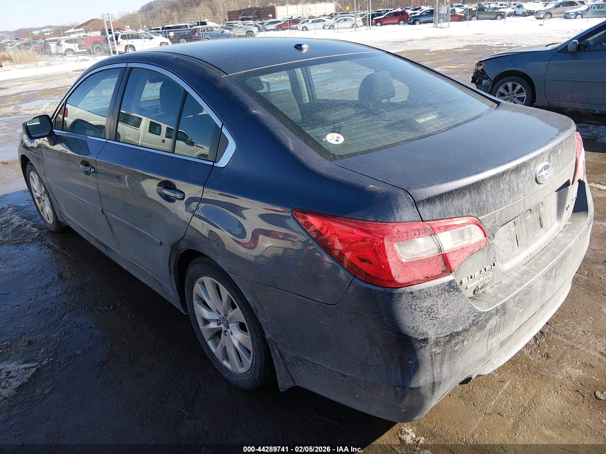 SUBARU LEGACY image 3