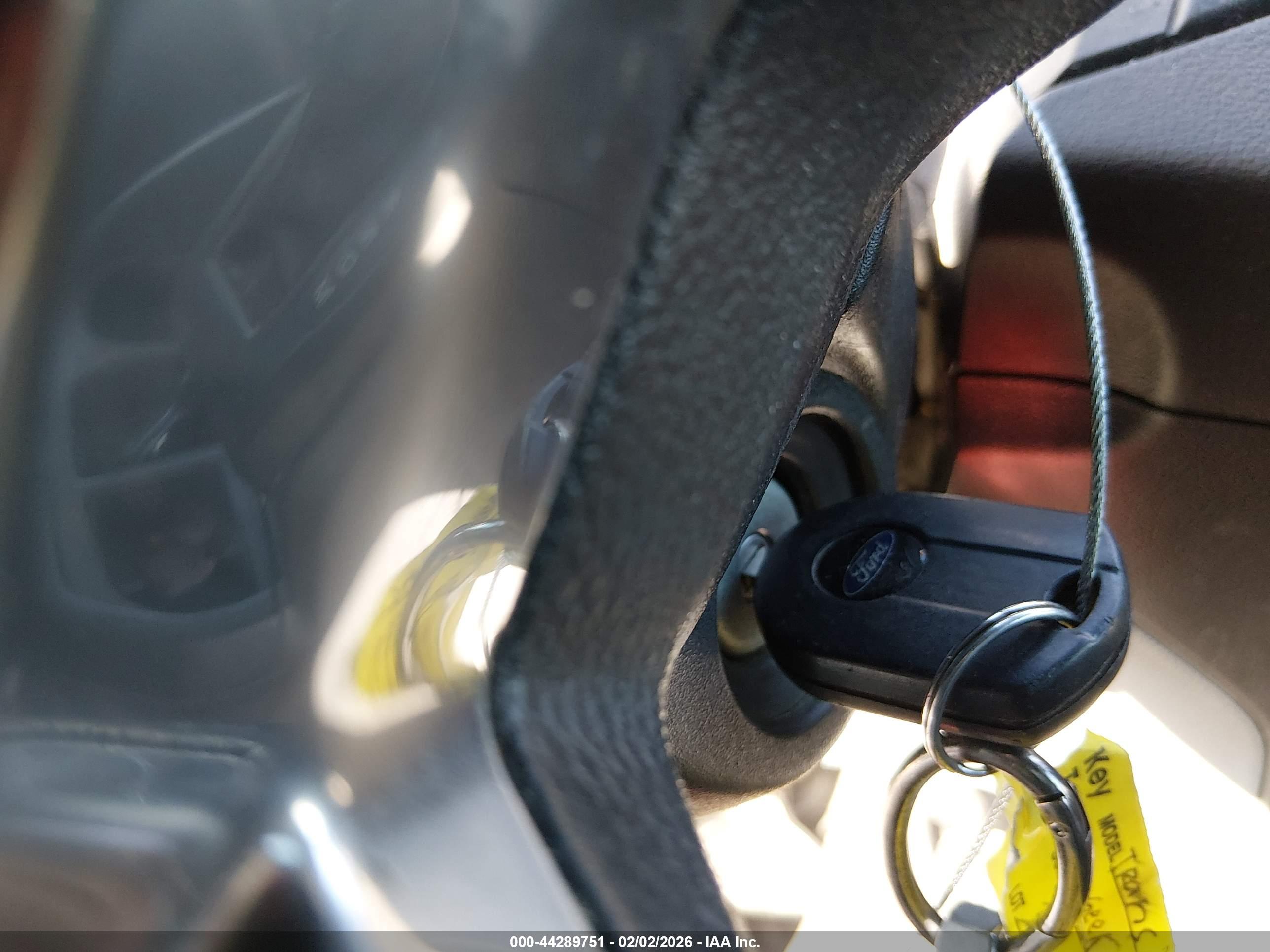 FORD TRANSIT-250 image 11
