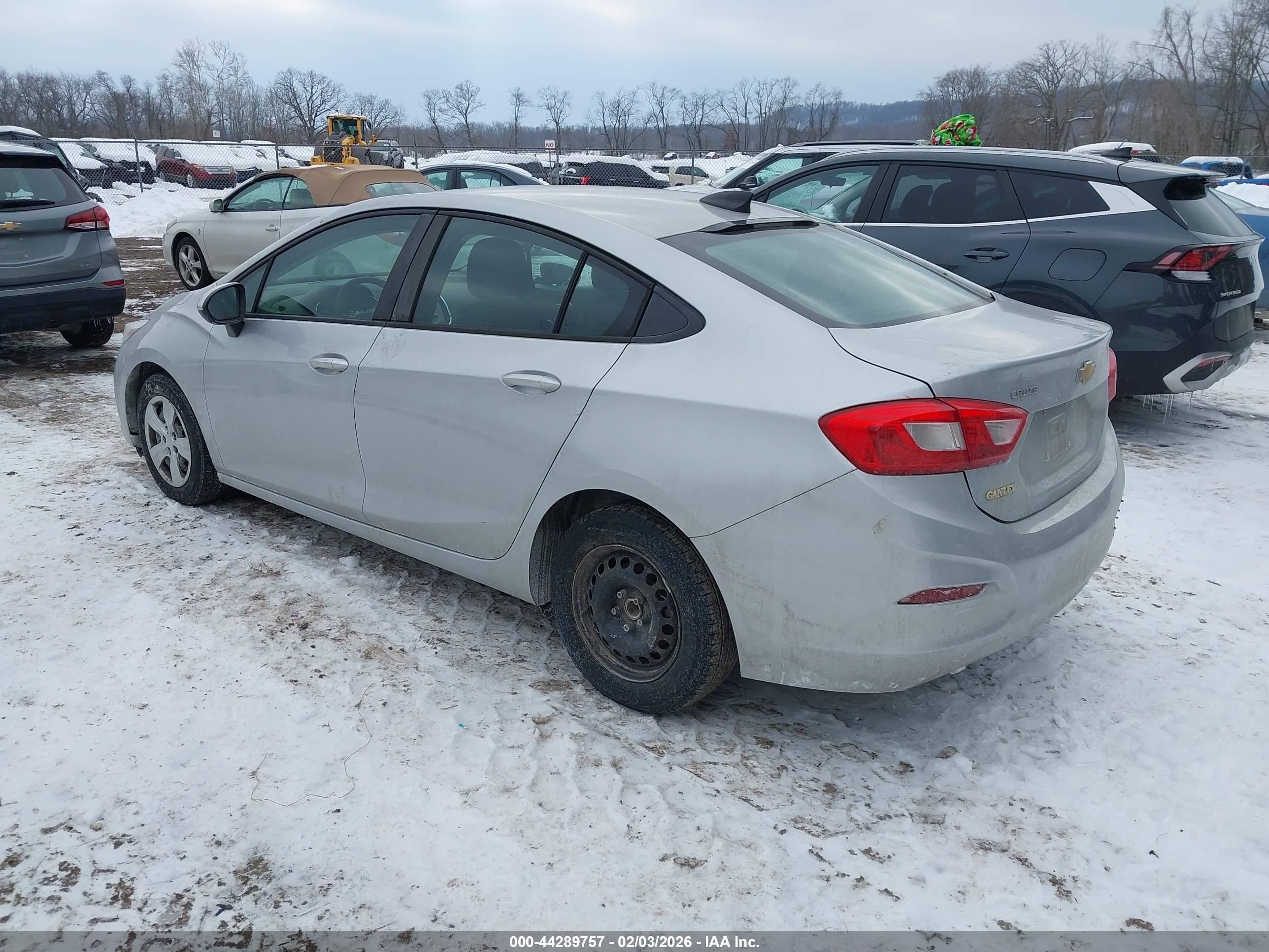 CHEVROLET CRUZE image 3