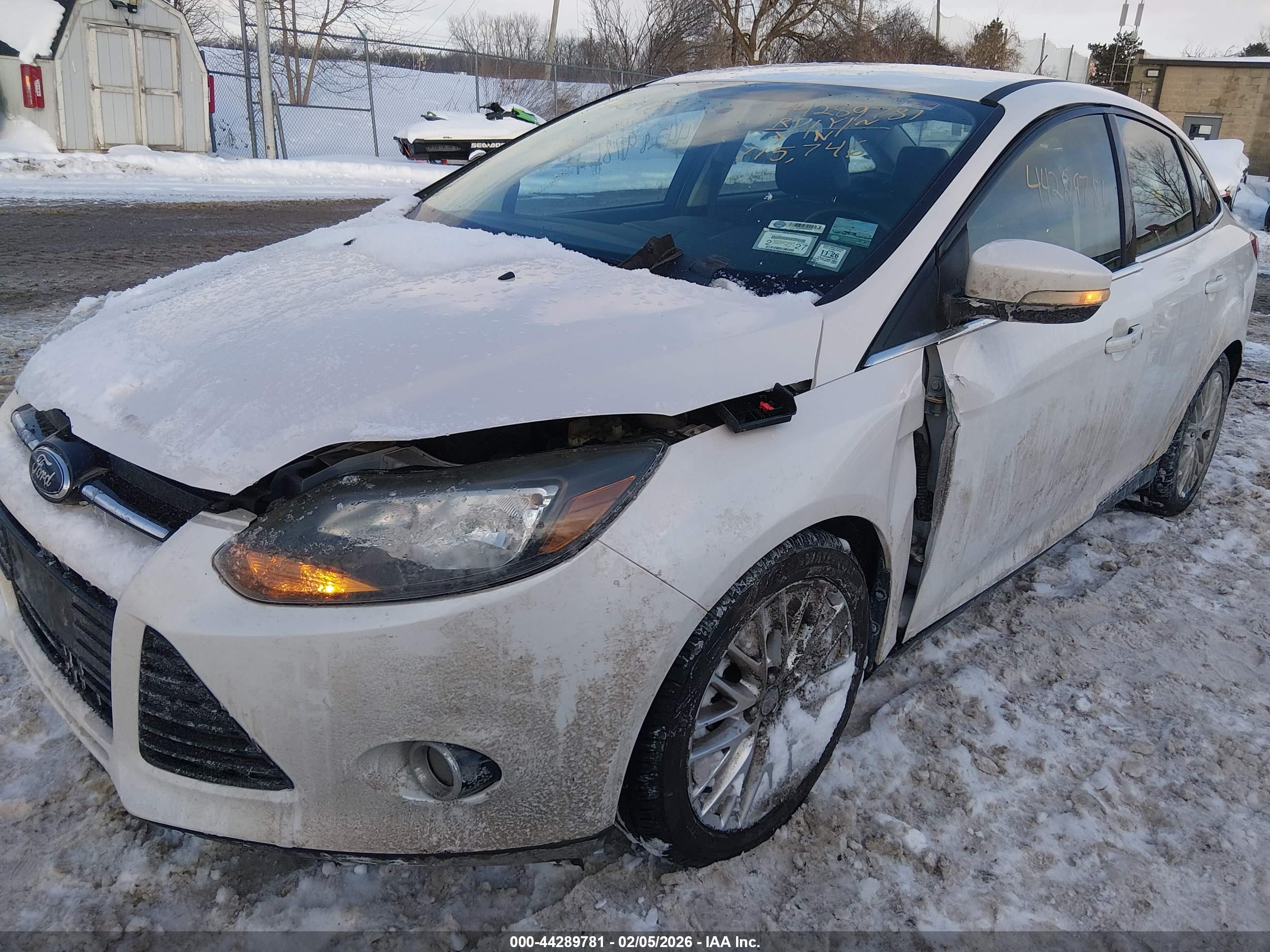 FORD FOCUS image 6