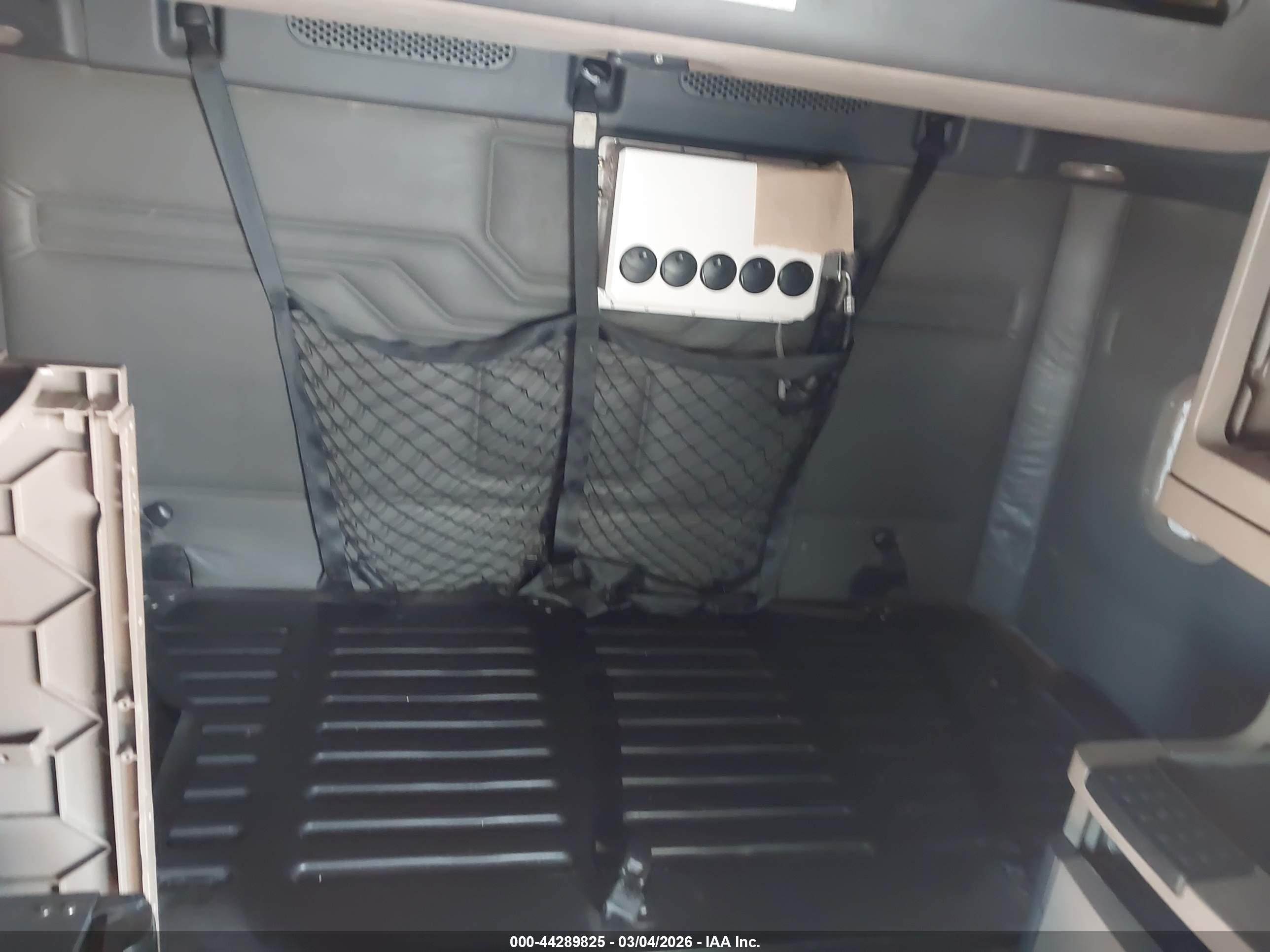 FREIGHTLINER CASCADIA image 7