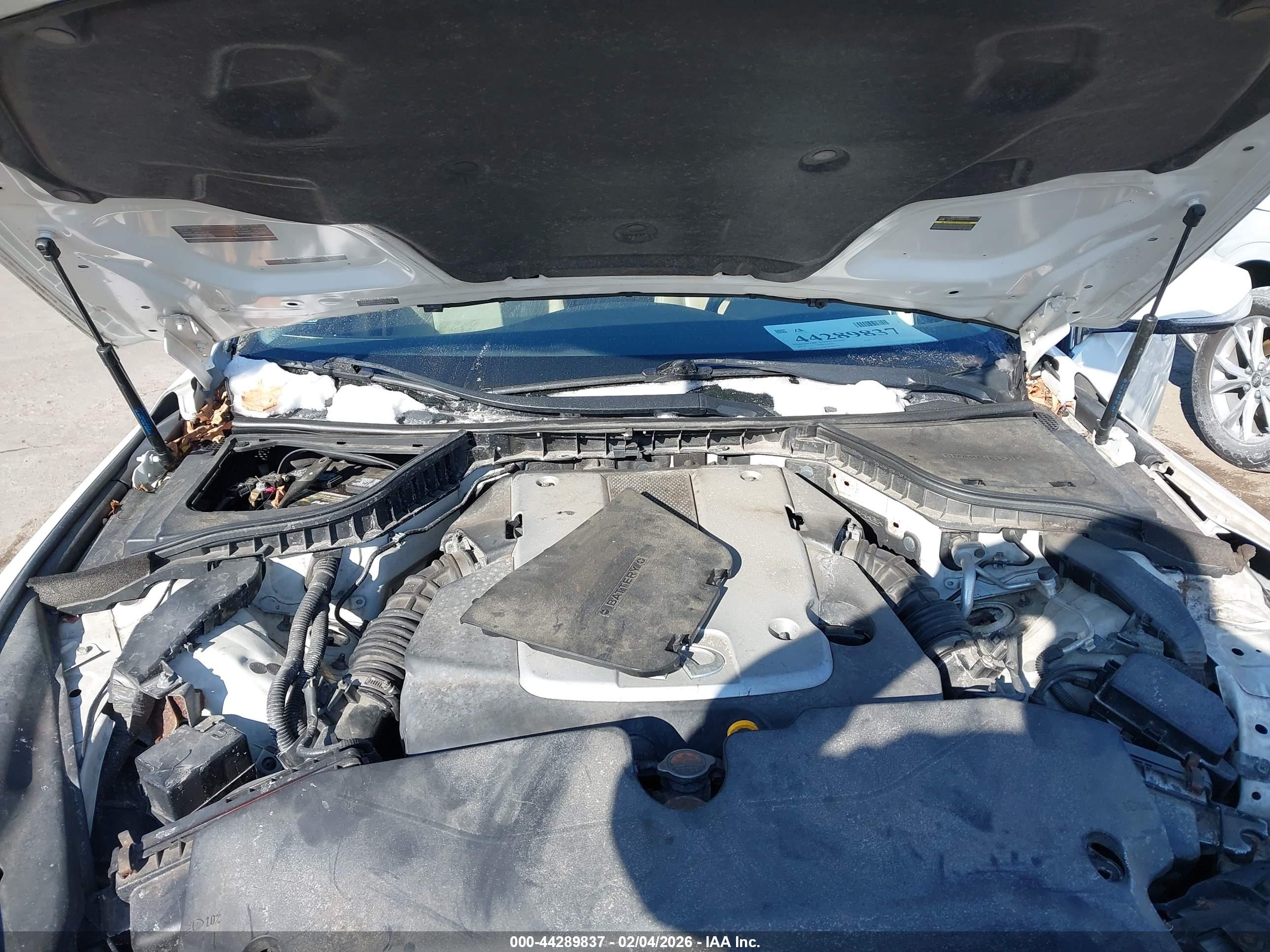 INFINITI Q50 image 10