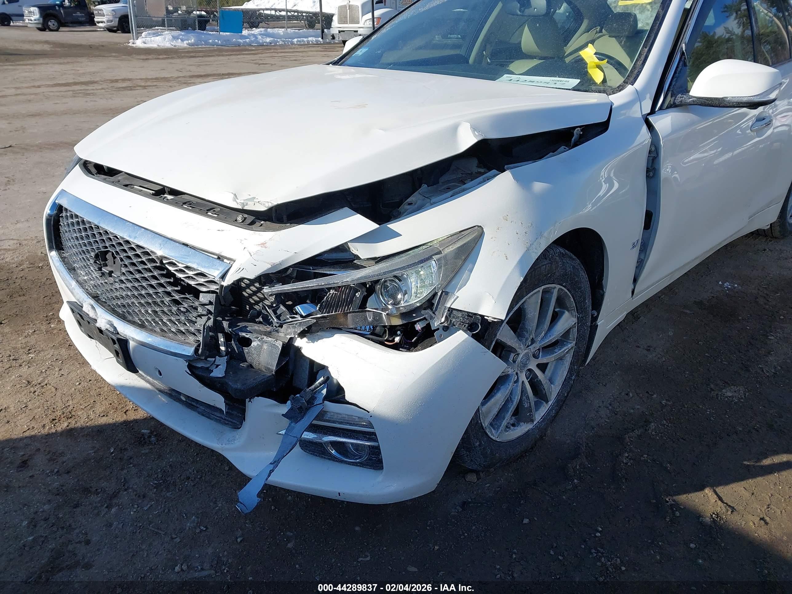 INFINITI Q50 image 6
