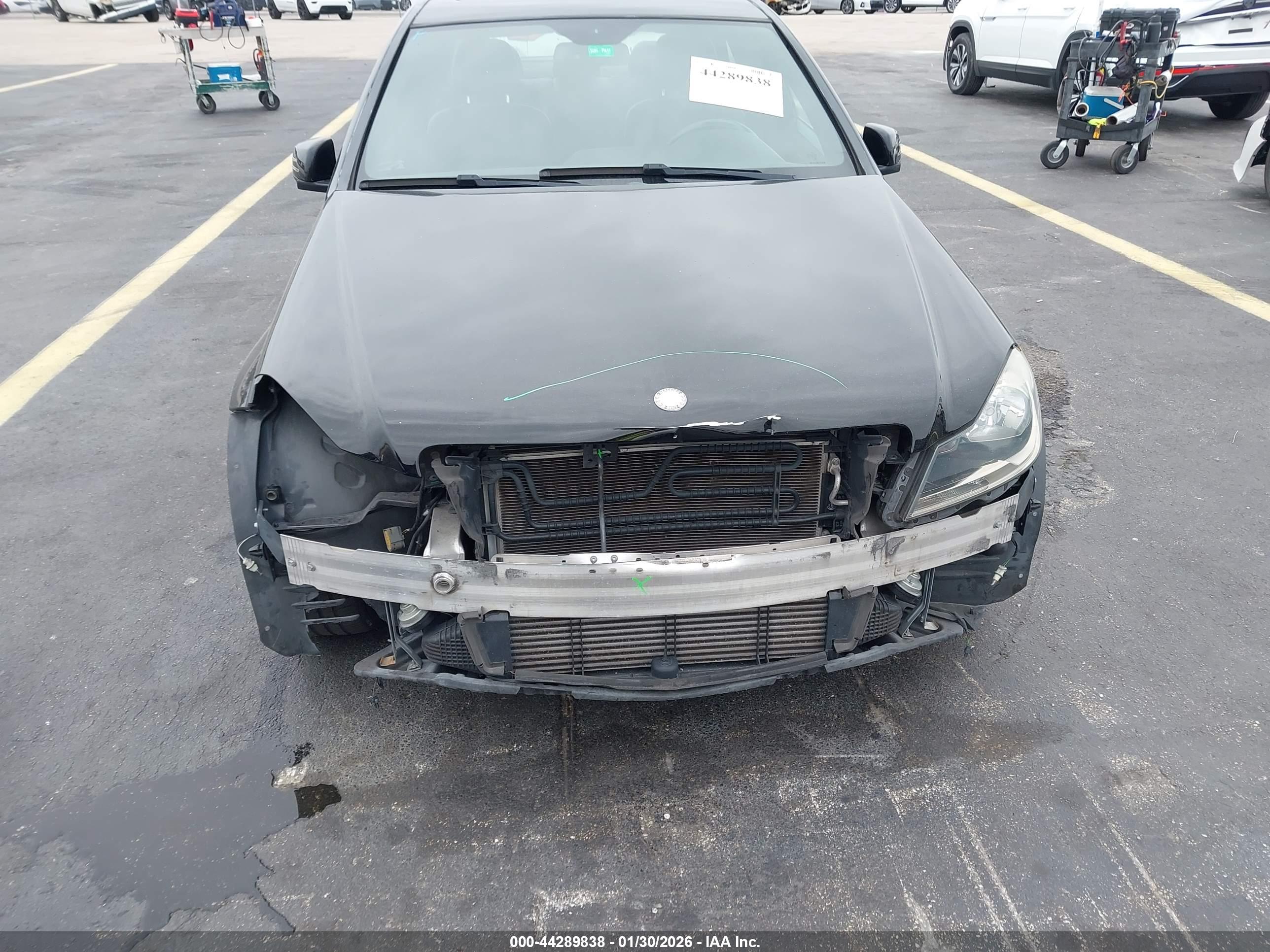 MERCEDES-BENZ C image 6