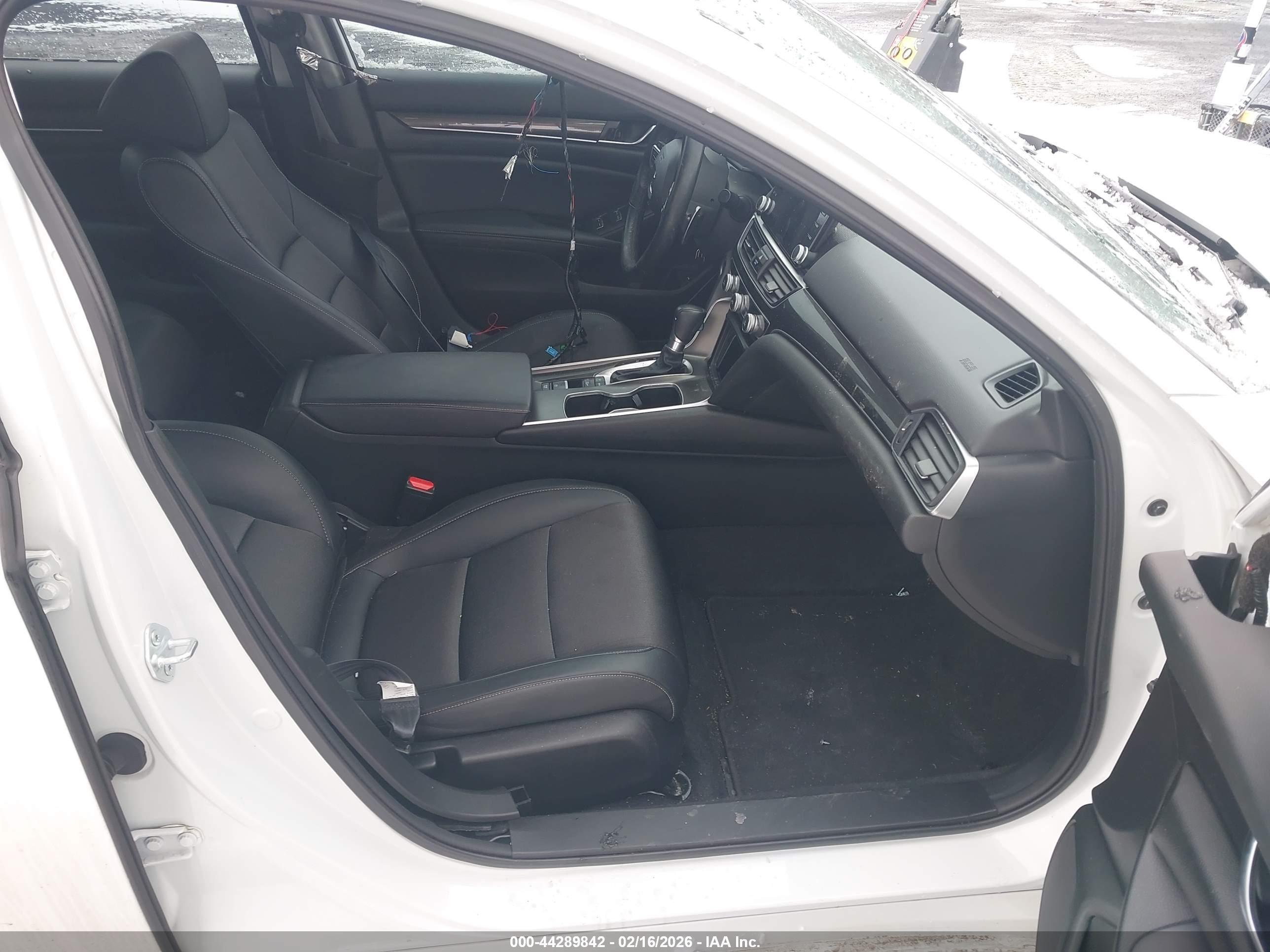 HONDA ACCORD image 5