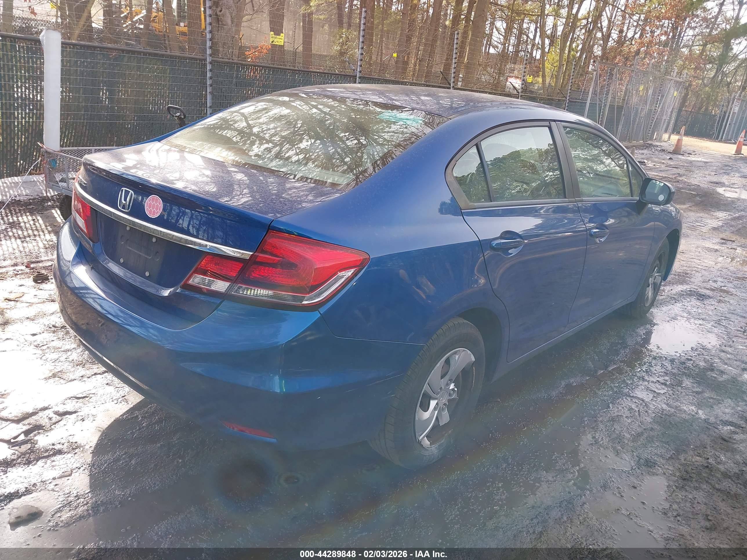 HONDA CIVIC image 4