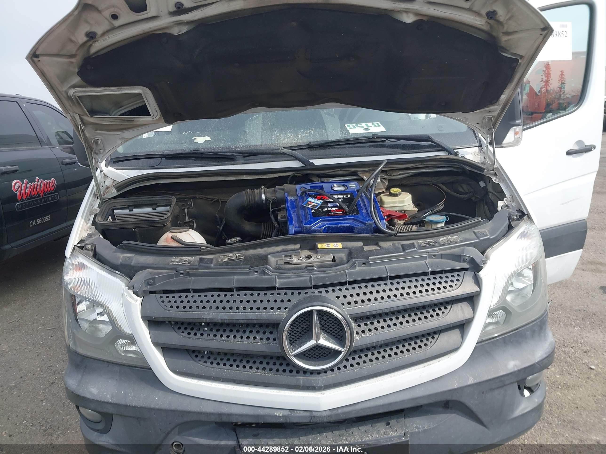 MERCEDES-BENZ SPRINTER image 10