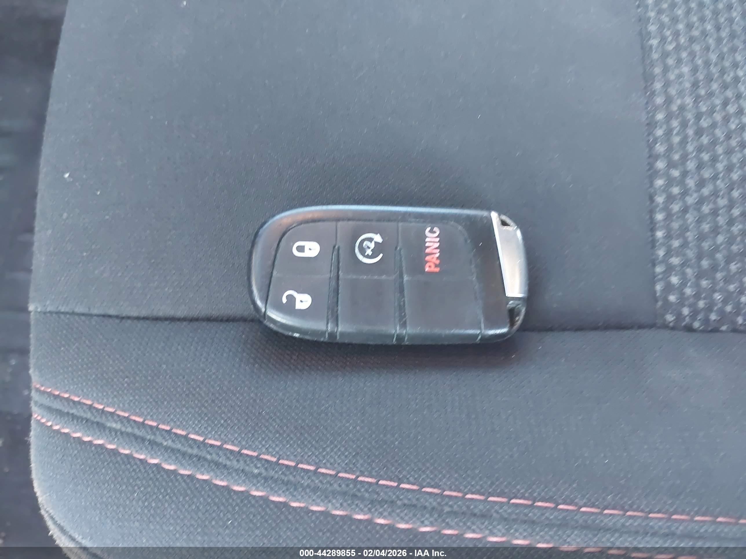 JEEP GRAND image 11
