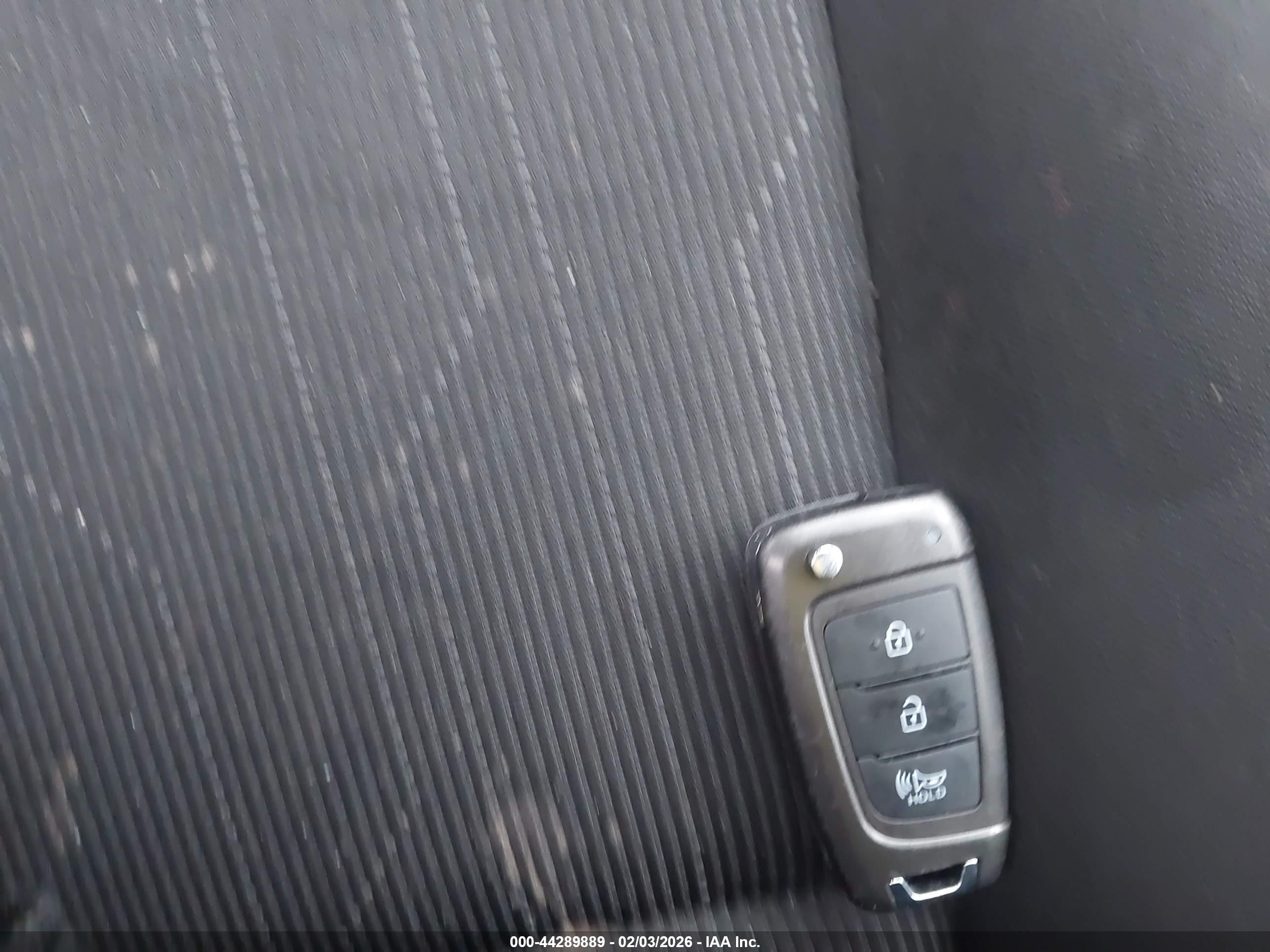HYUNDAI VENUE image 11
