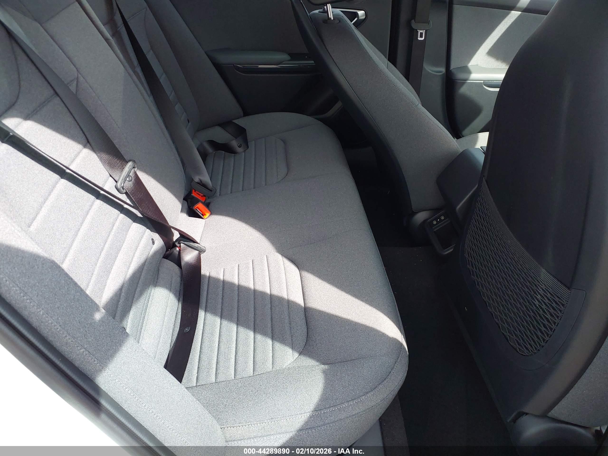 KIA K4 image 8