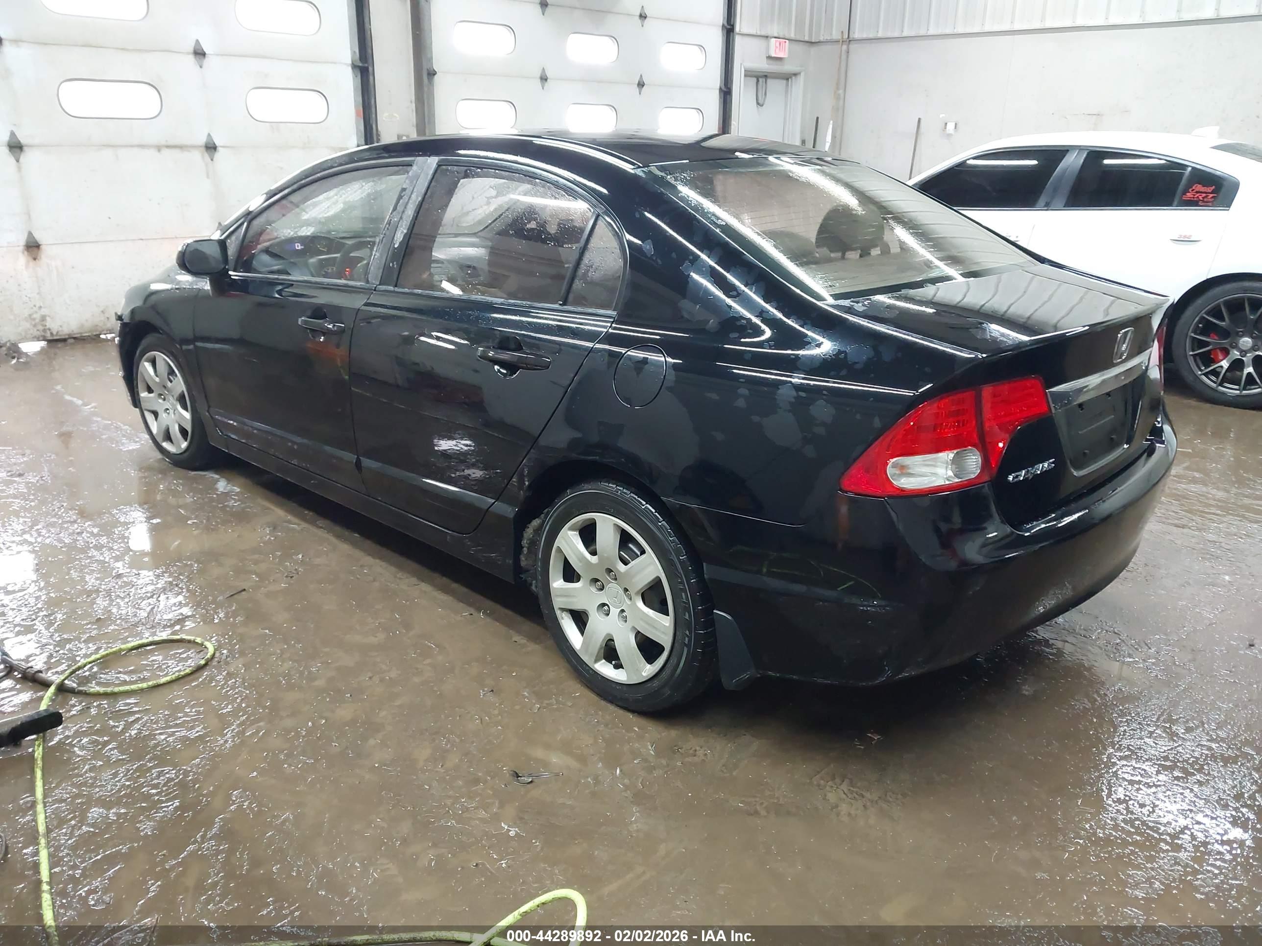 HONDA CIVIC image 3