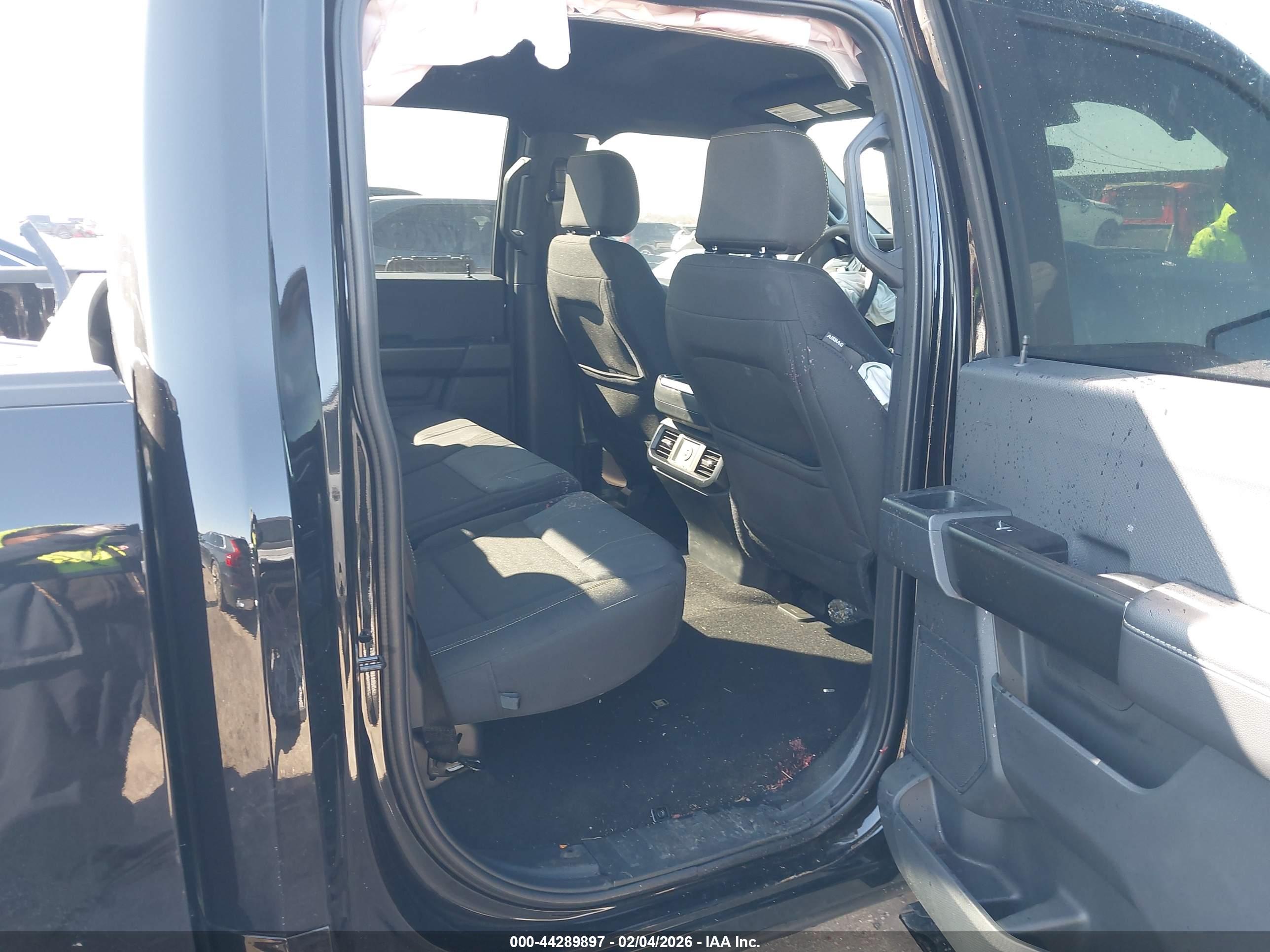 FORD F-150 image 8