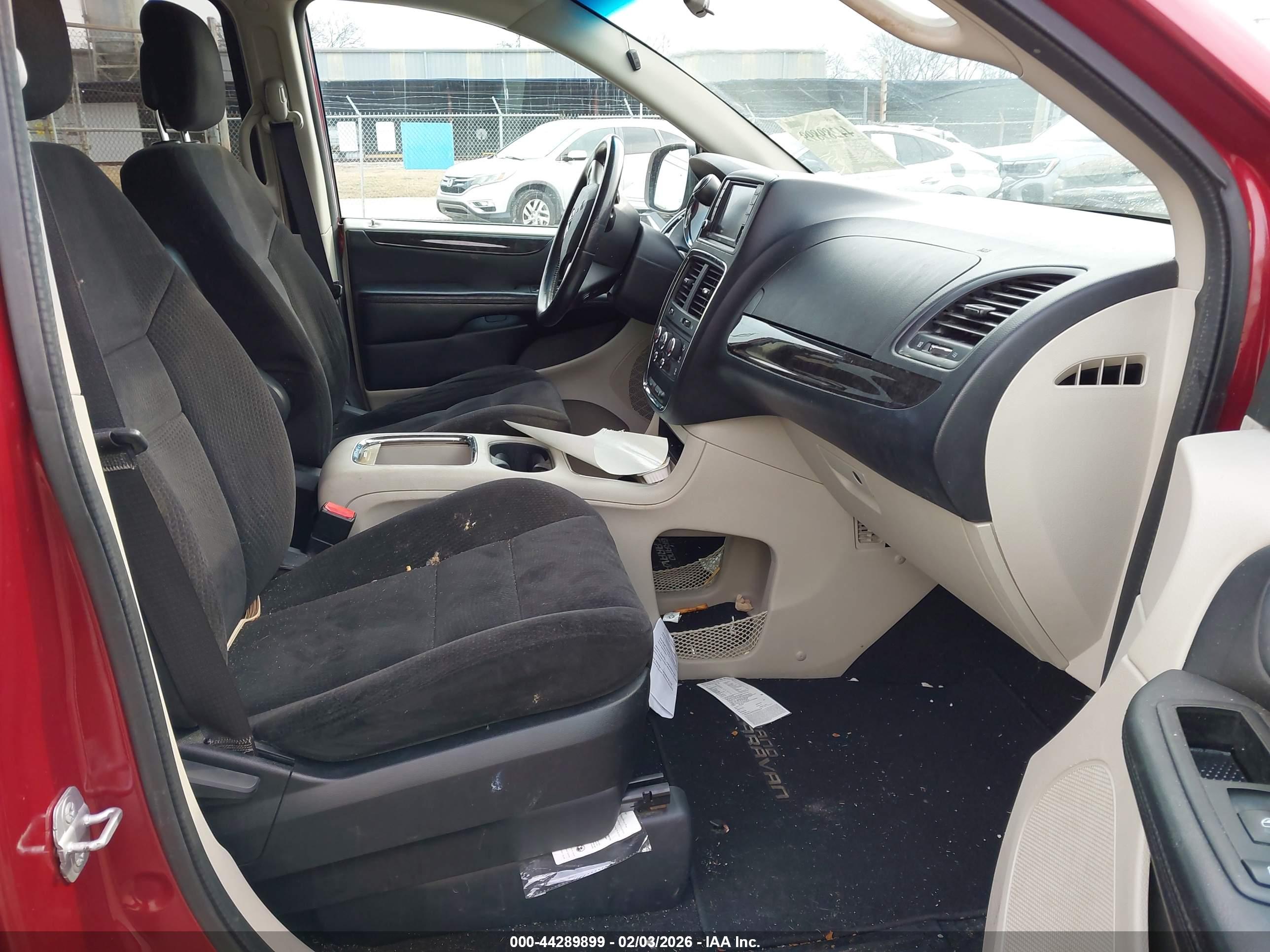 DODGE GRAND image 5