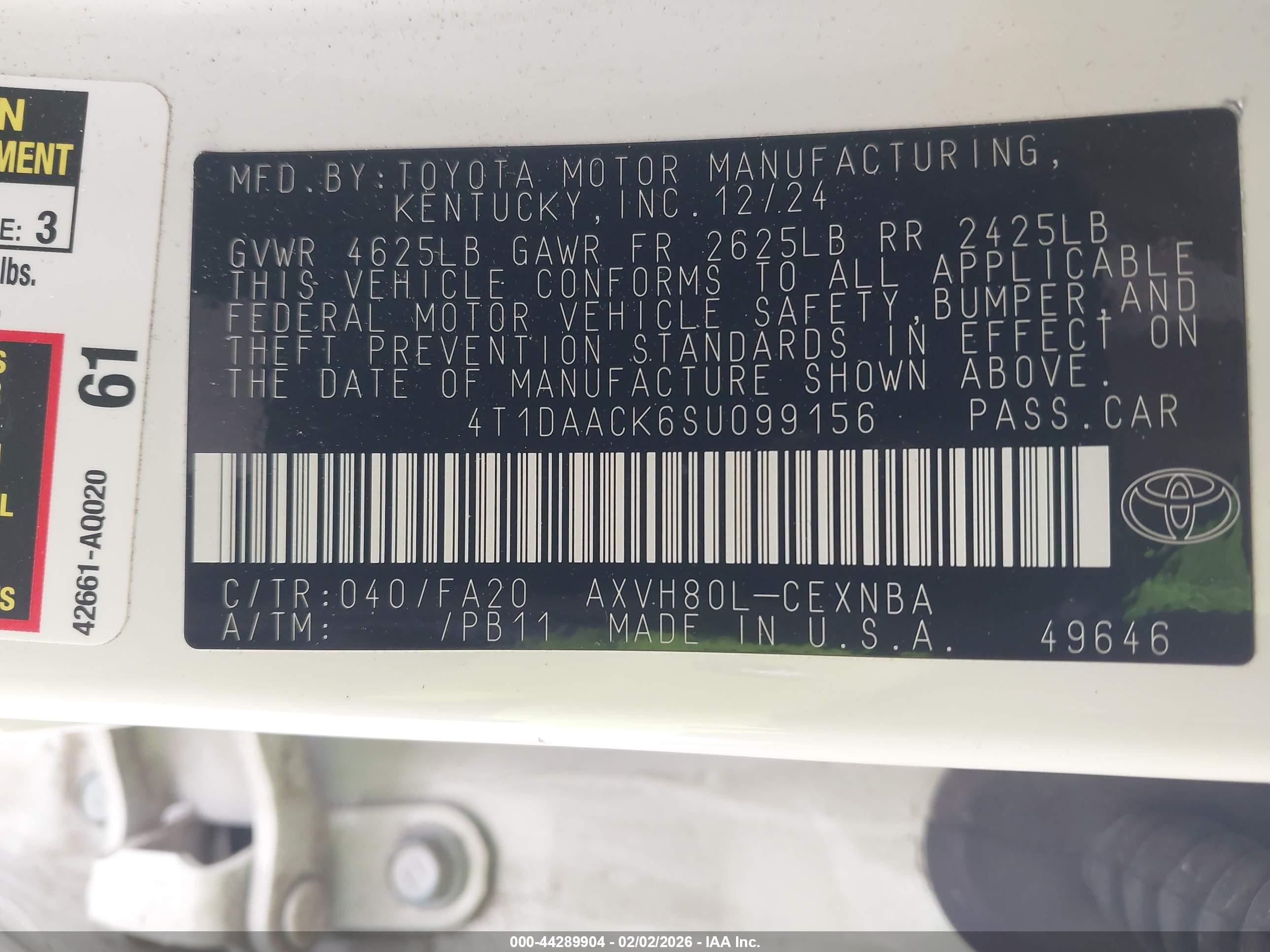 TOYOTA CAMRY image 9