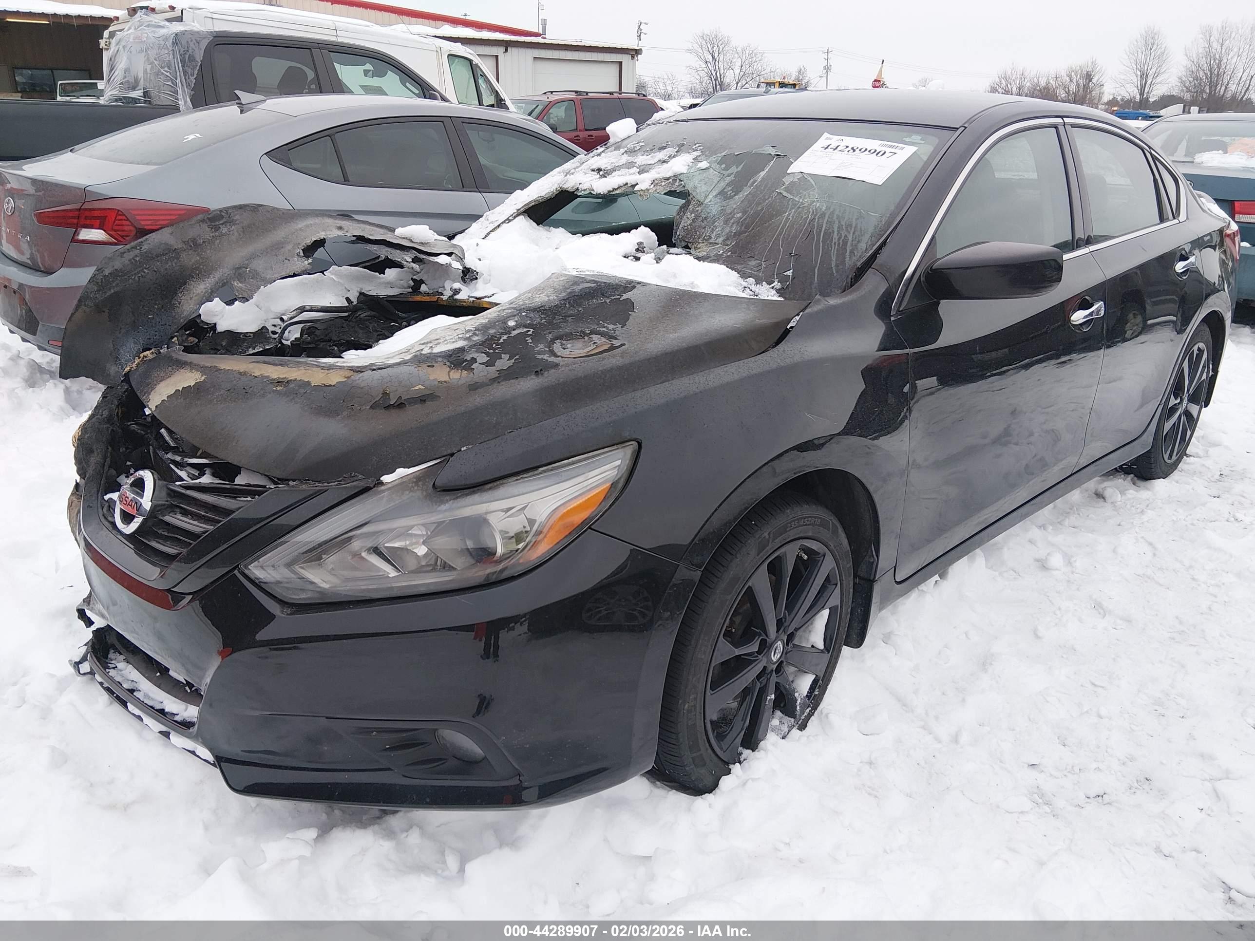 NISSAN ALTIMA image 2