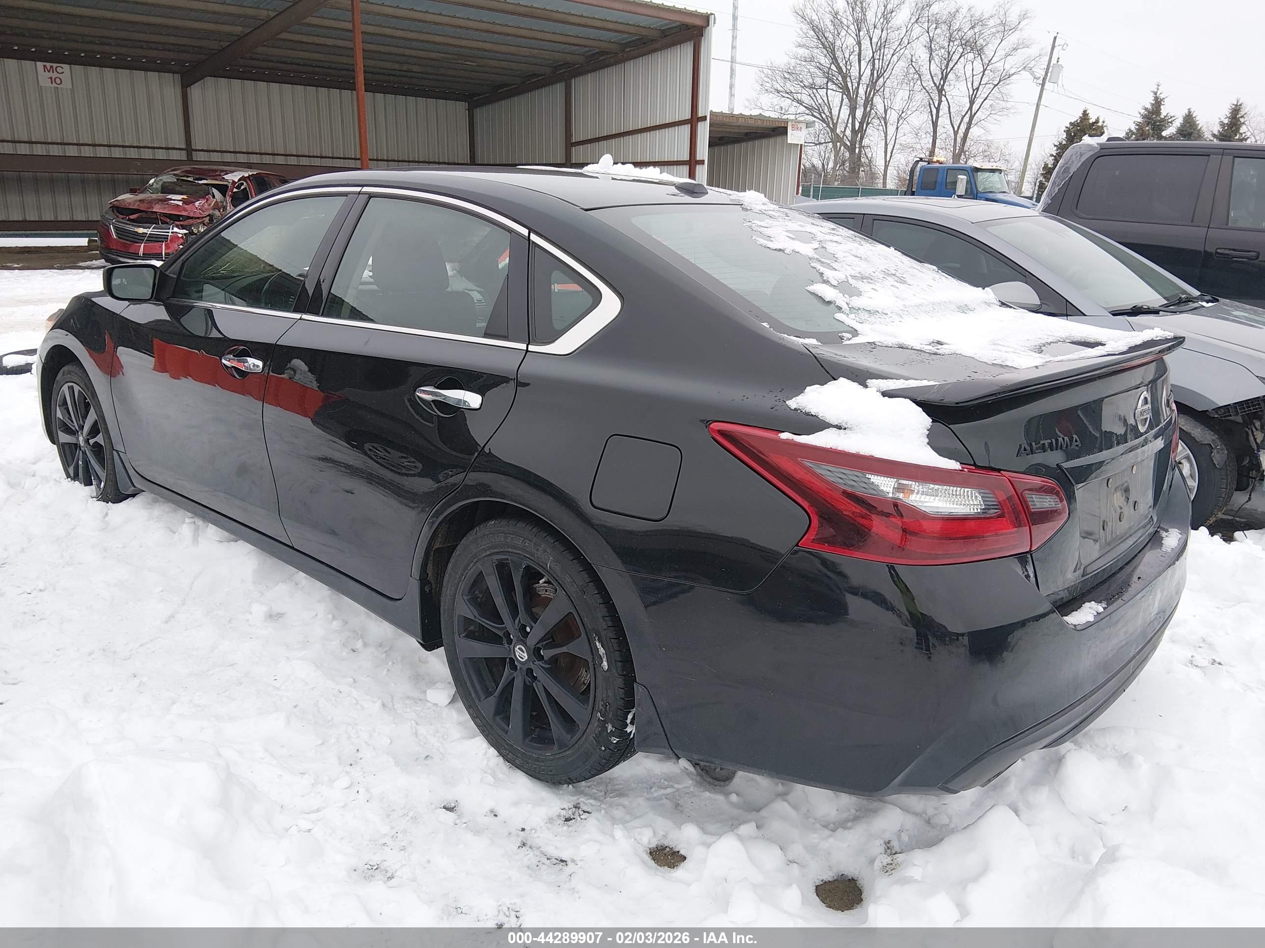 NISSAN ALTIMA image 3