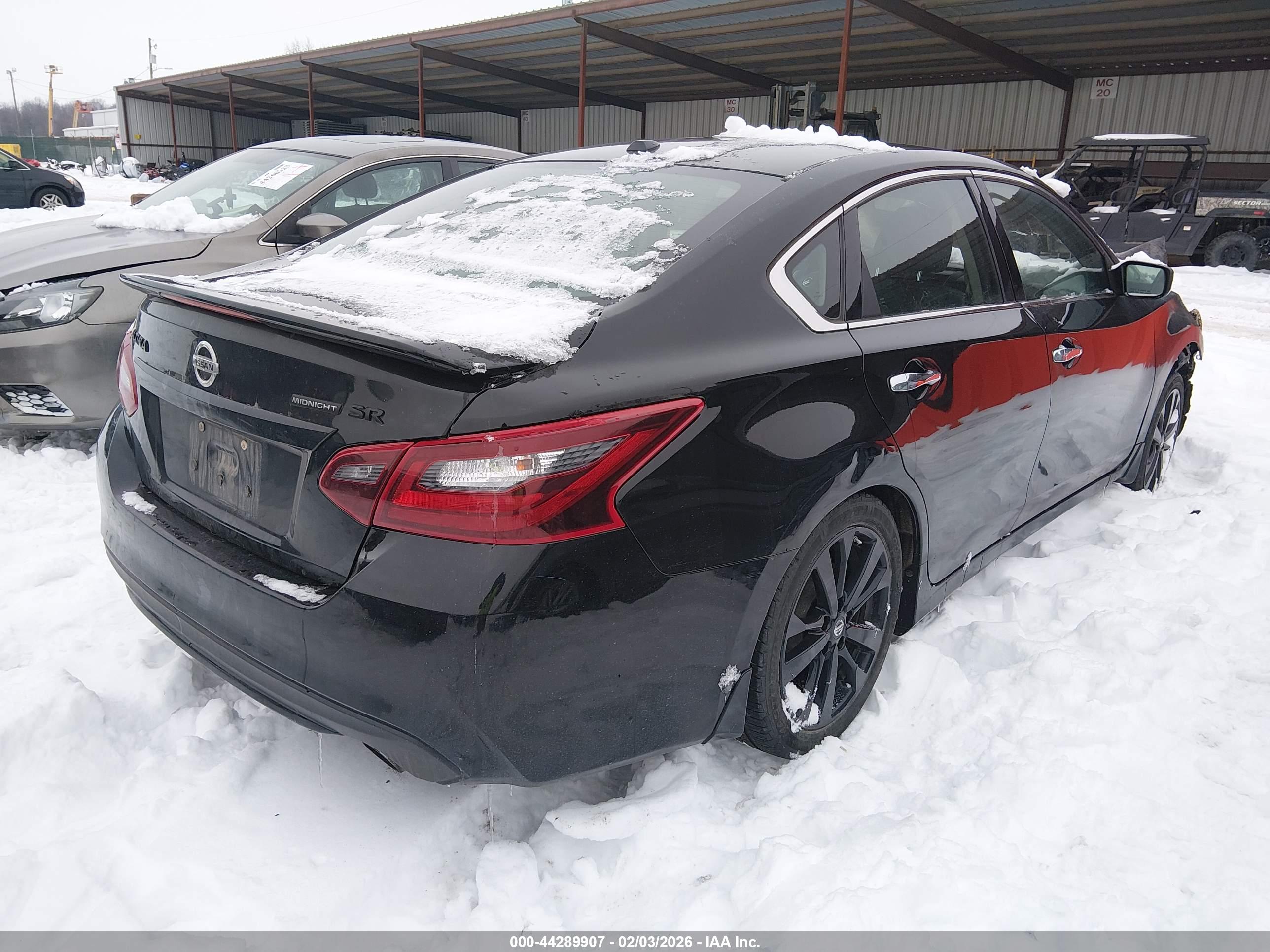 NISSAN ALTIMA image 4