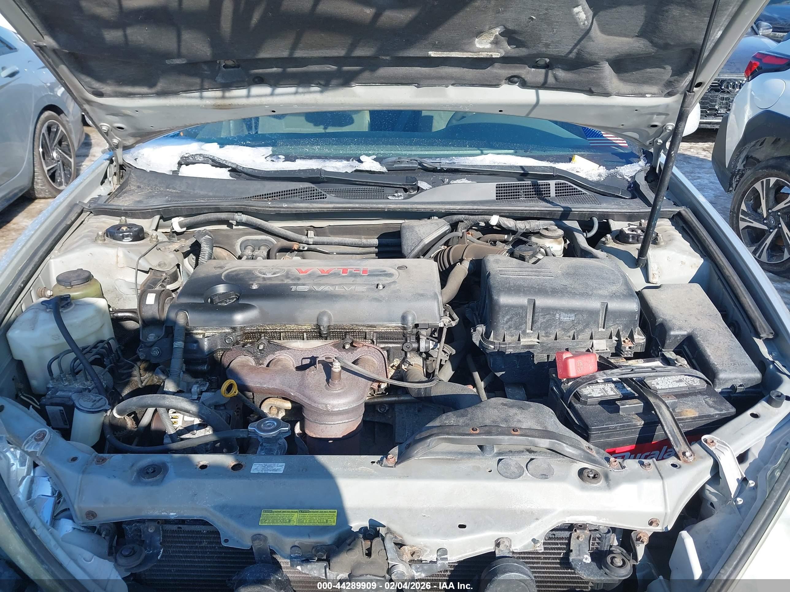 TOYOTA CAMRY image 10