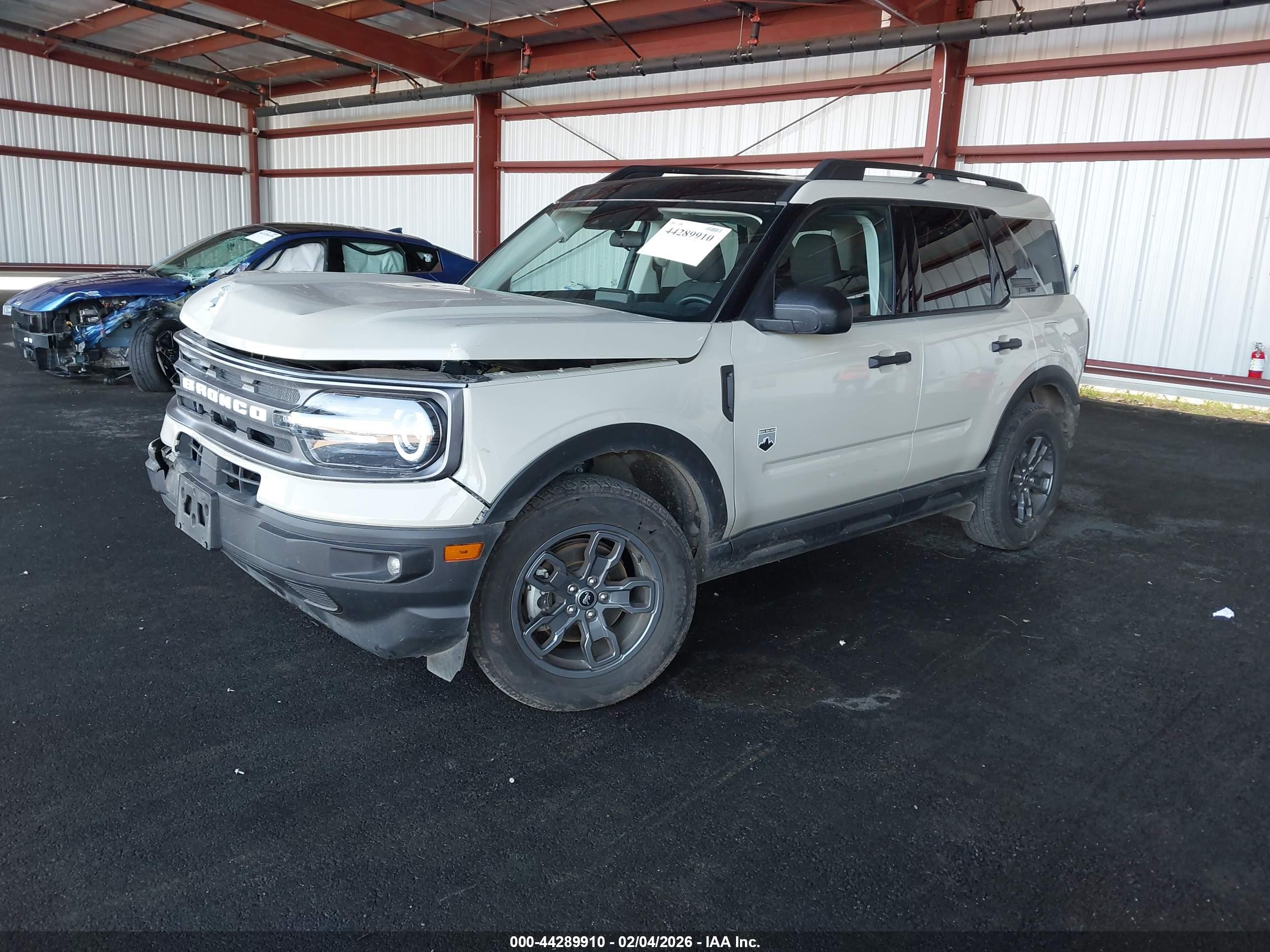 FORD BRONCO image 2