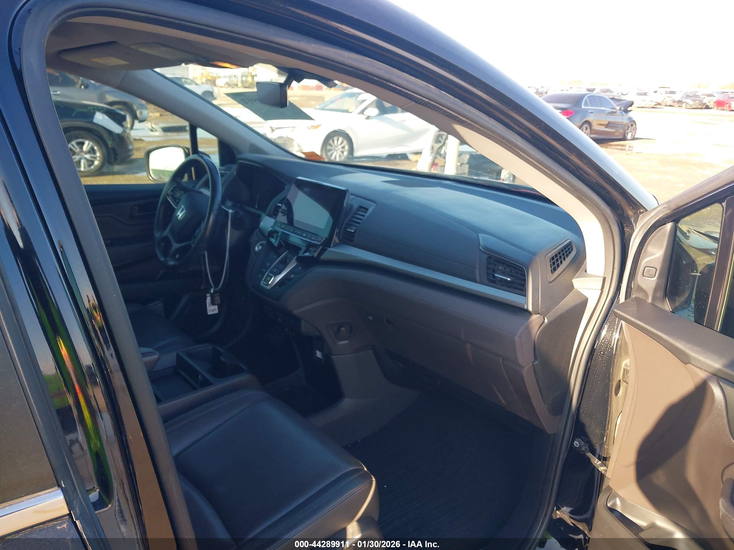 HONDA ODYSSEY image 5