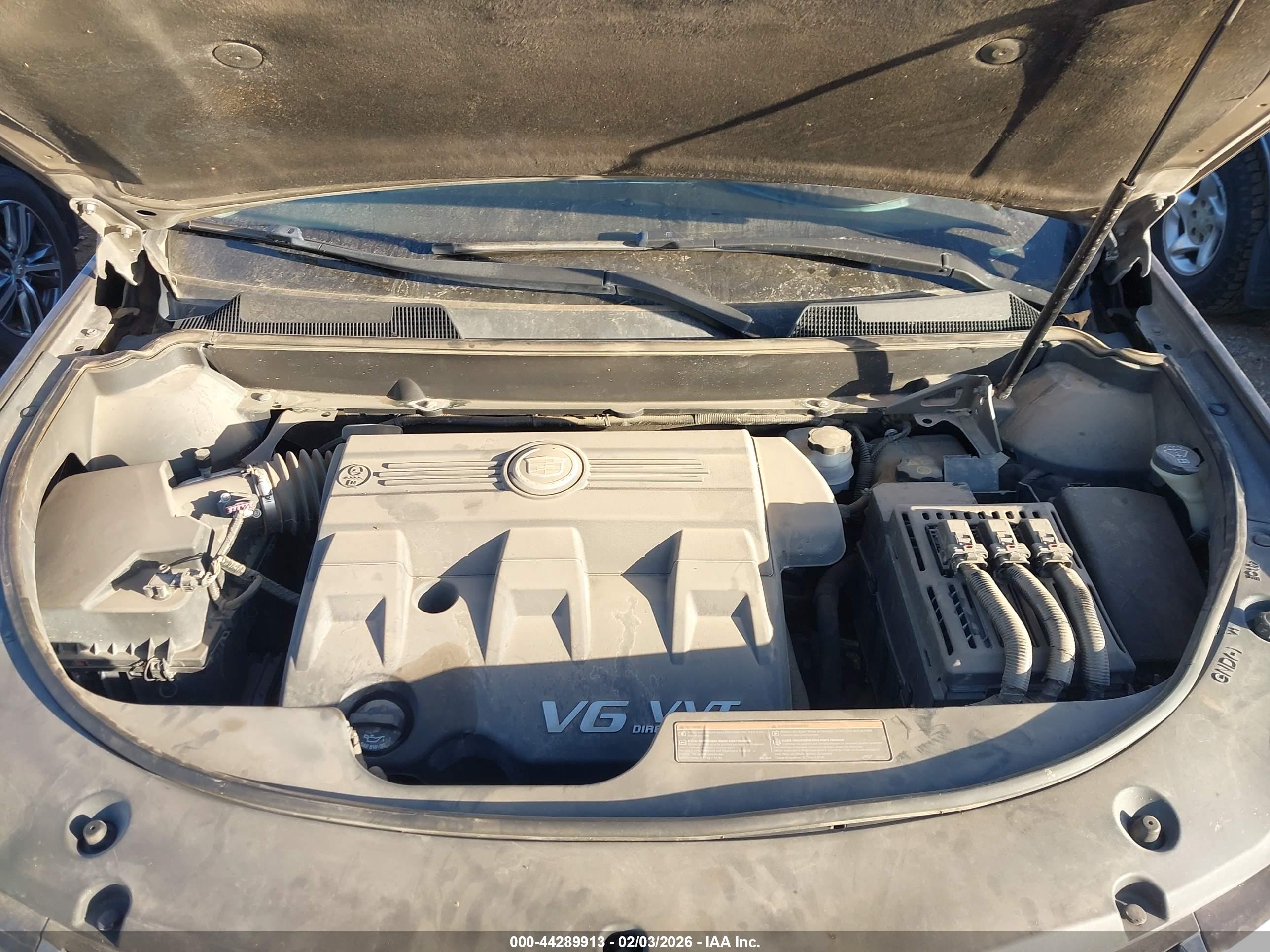 CADILLAC SRX image 10