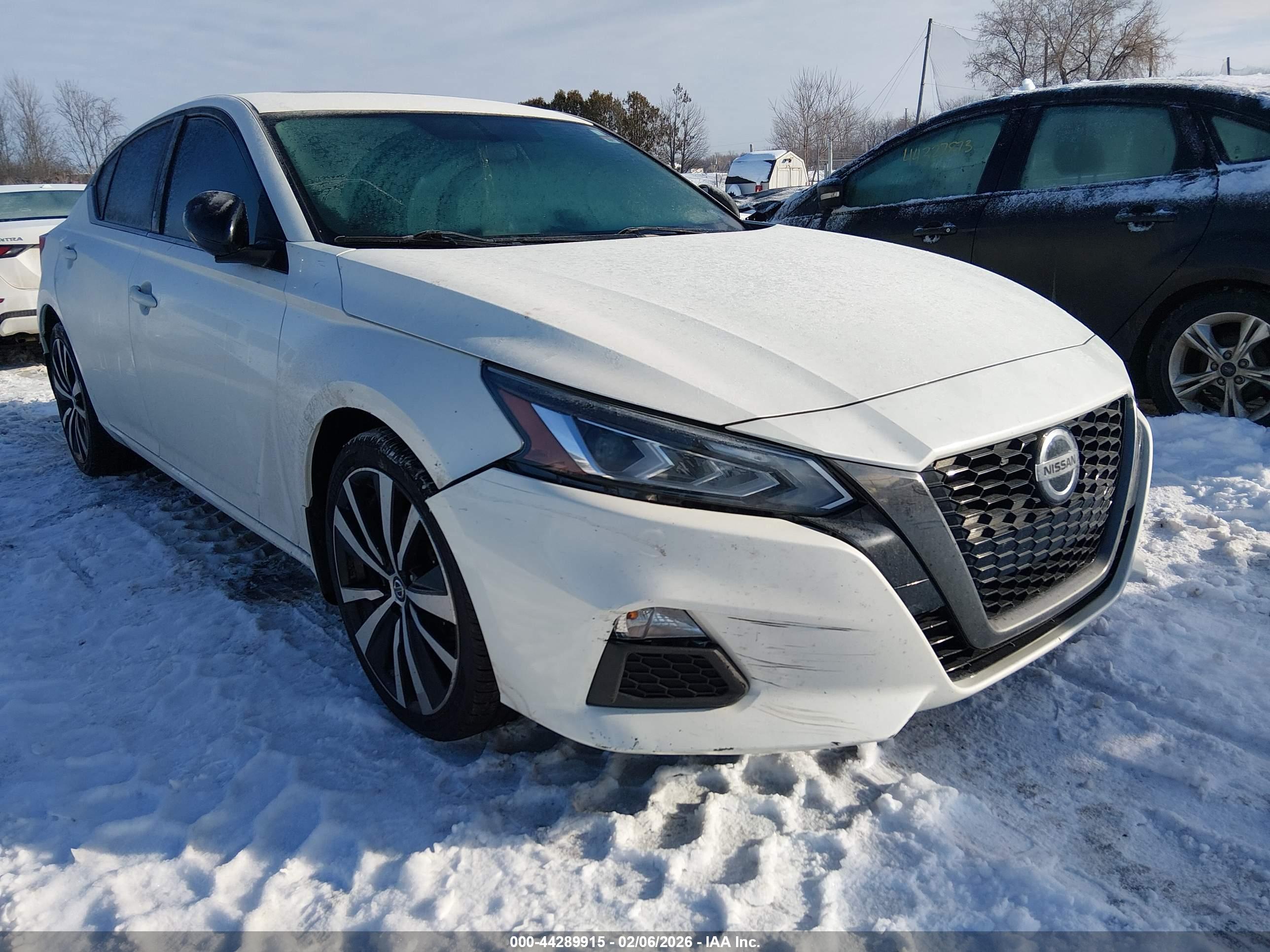 NISSAN ALTIMA image 6