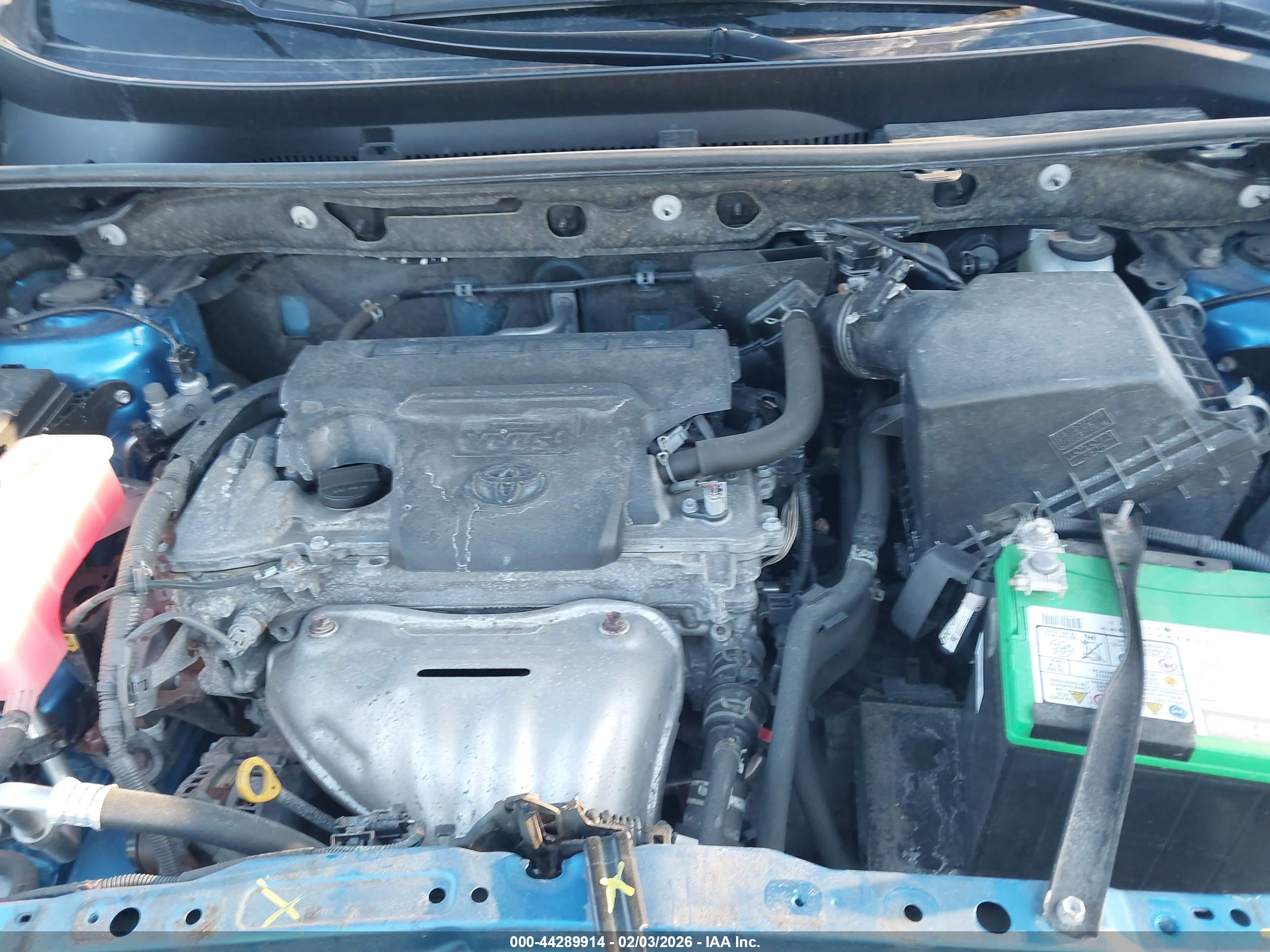 TOYOTA RAV4 image 10