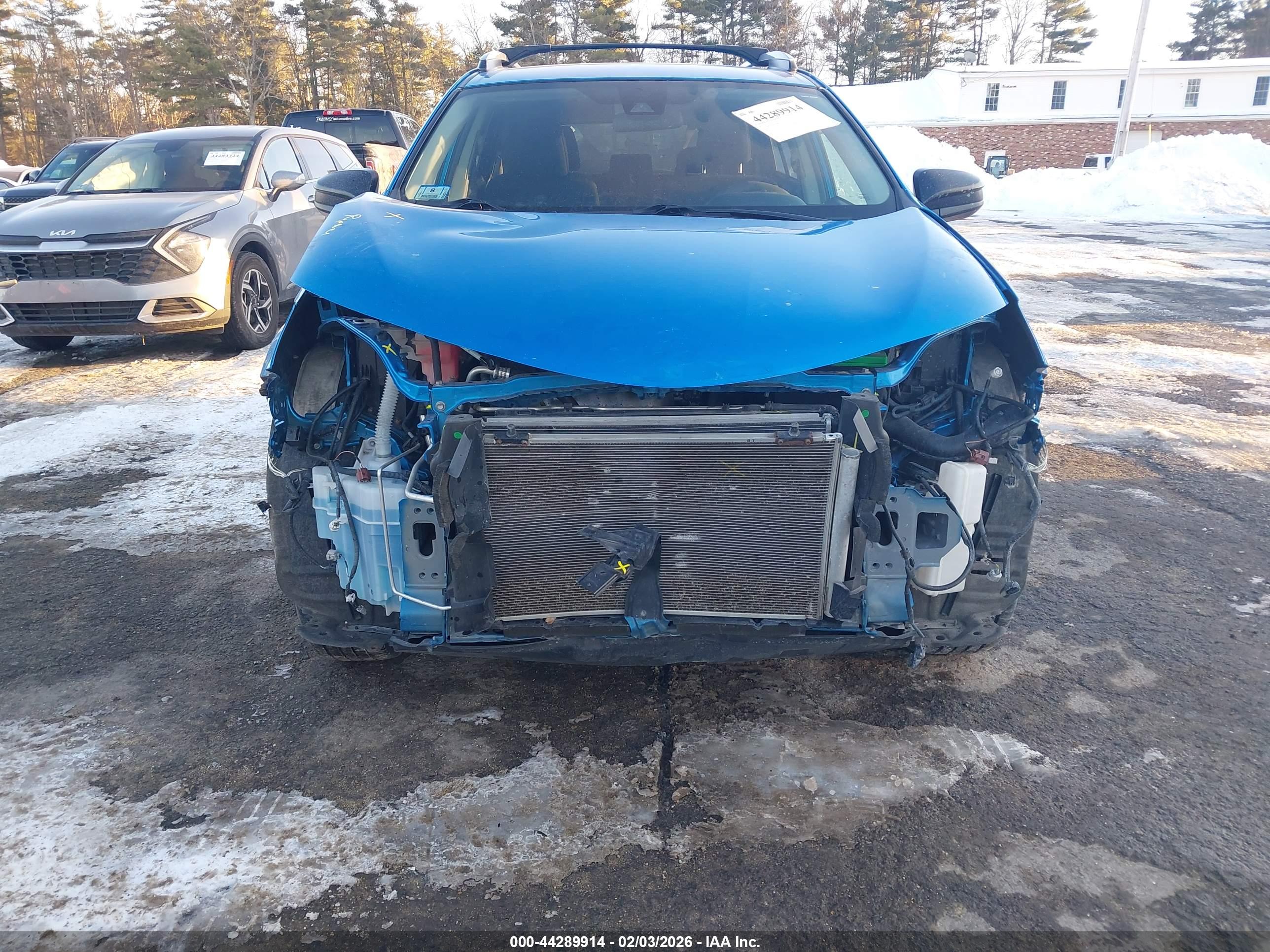 TOYOTA RAV4 image 6