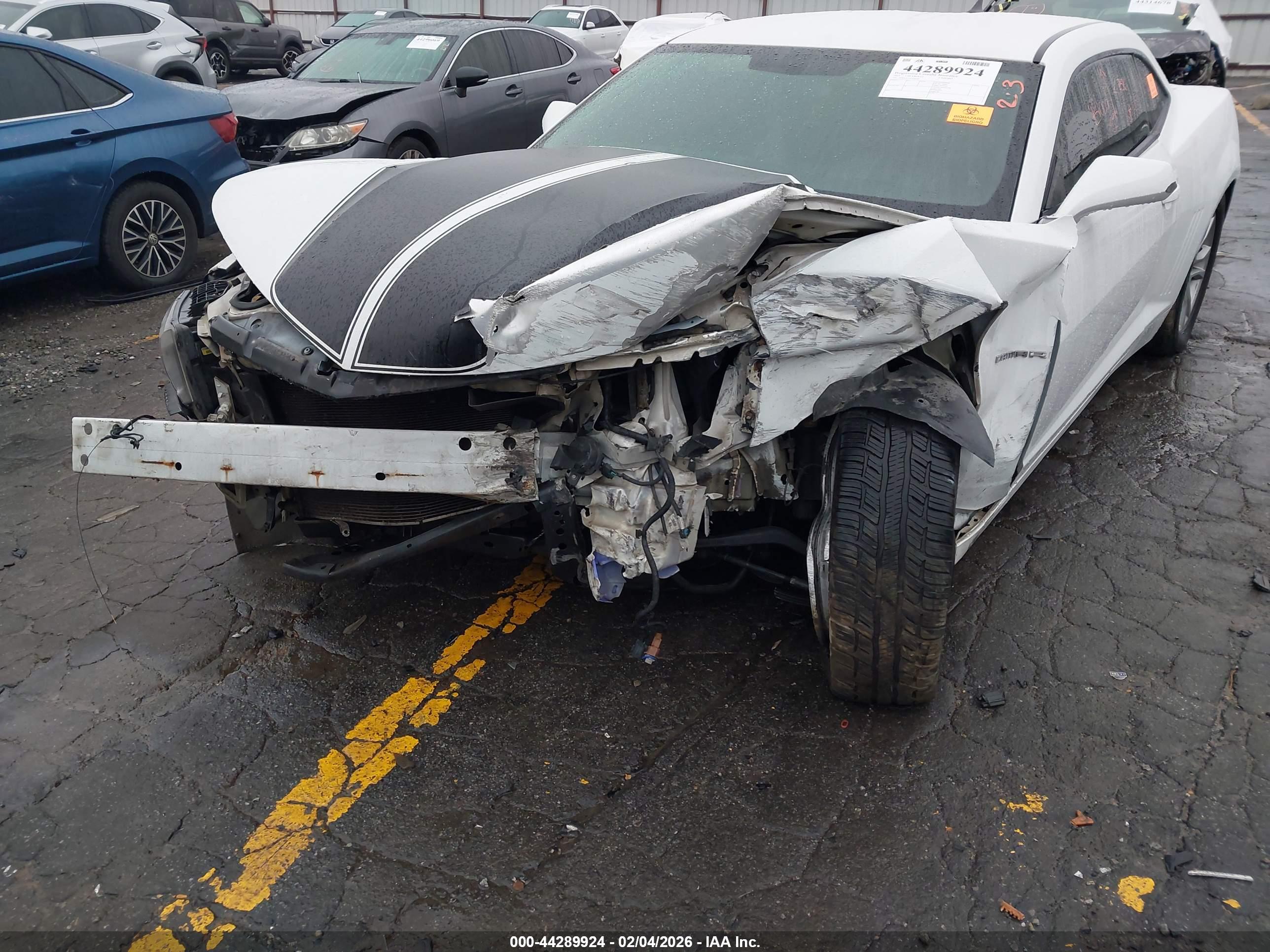 CHEVROLET CAMARO image 6