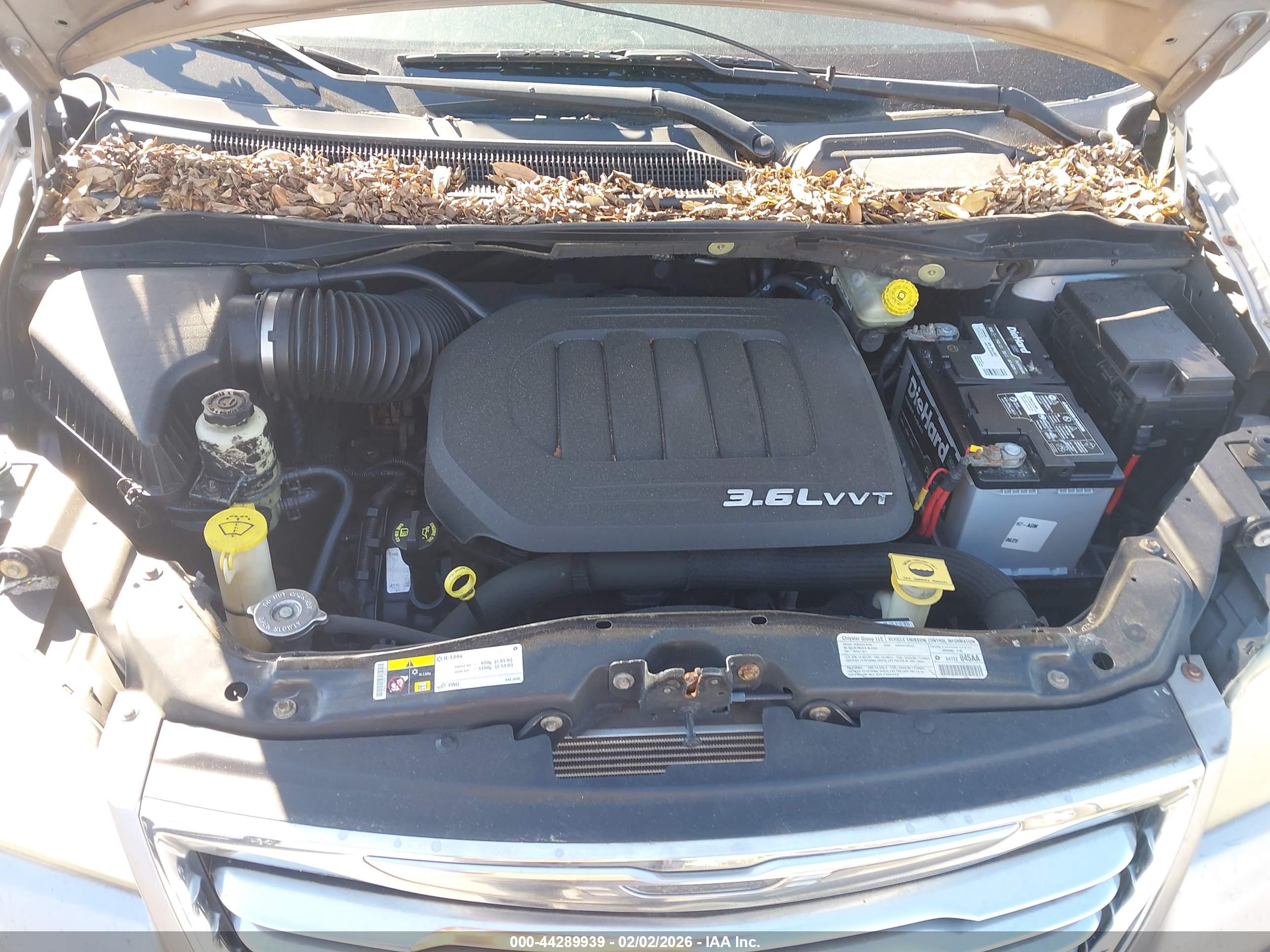CHRYSLER TOWN image 10