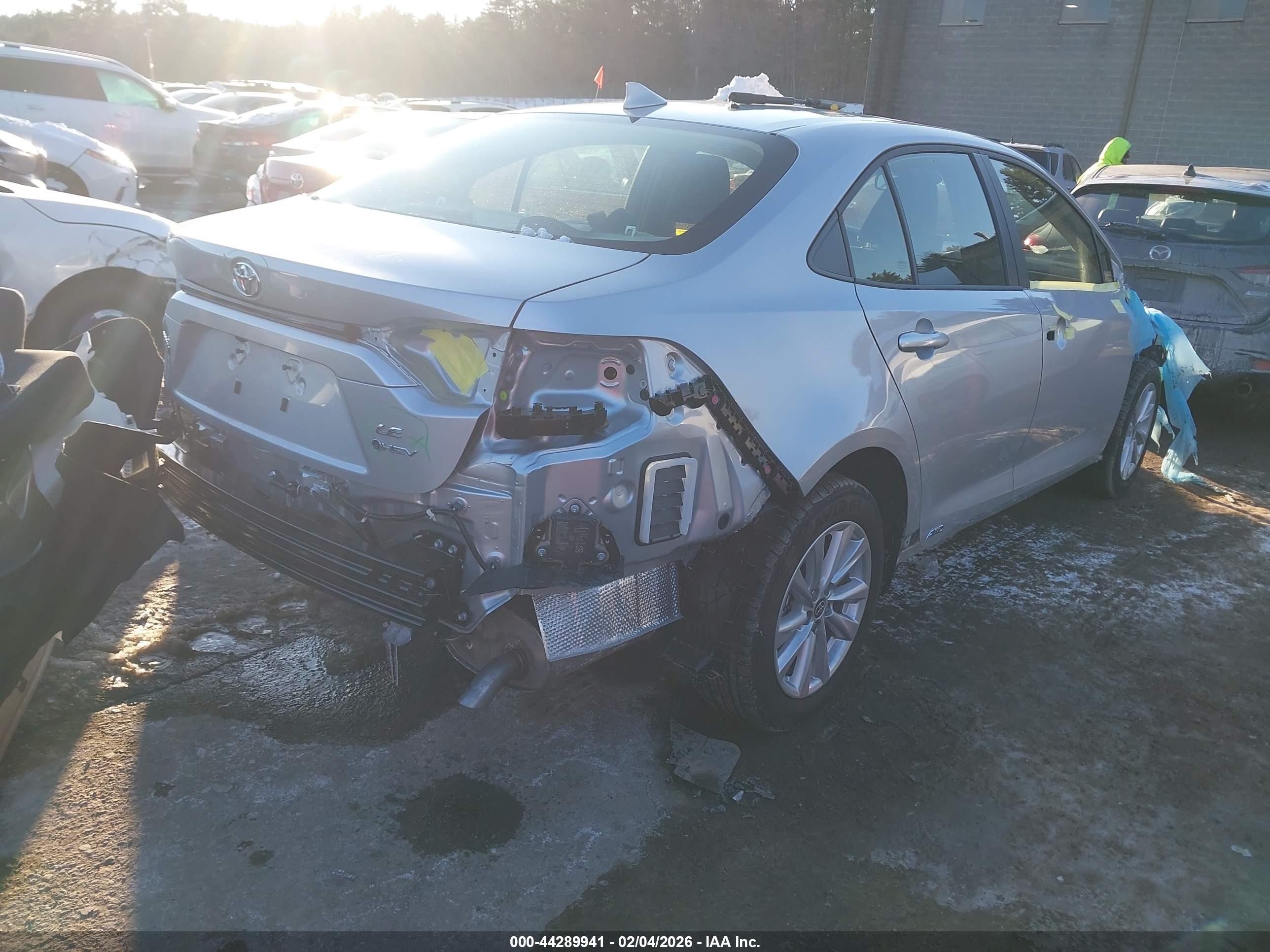 TOYOTA COROLLA image 4