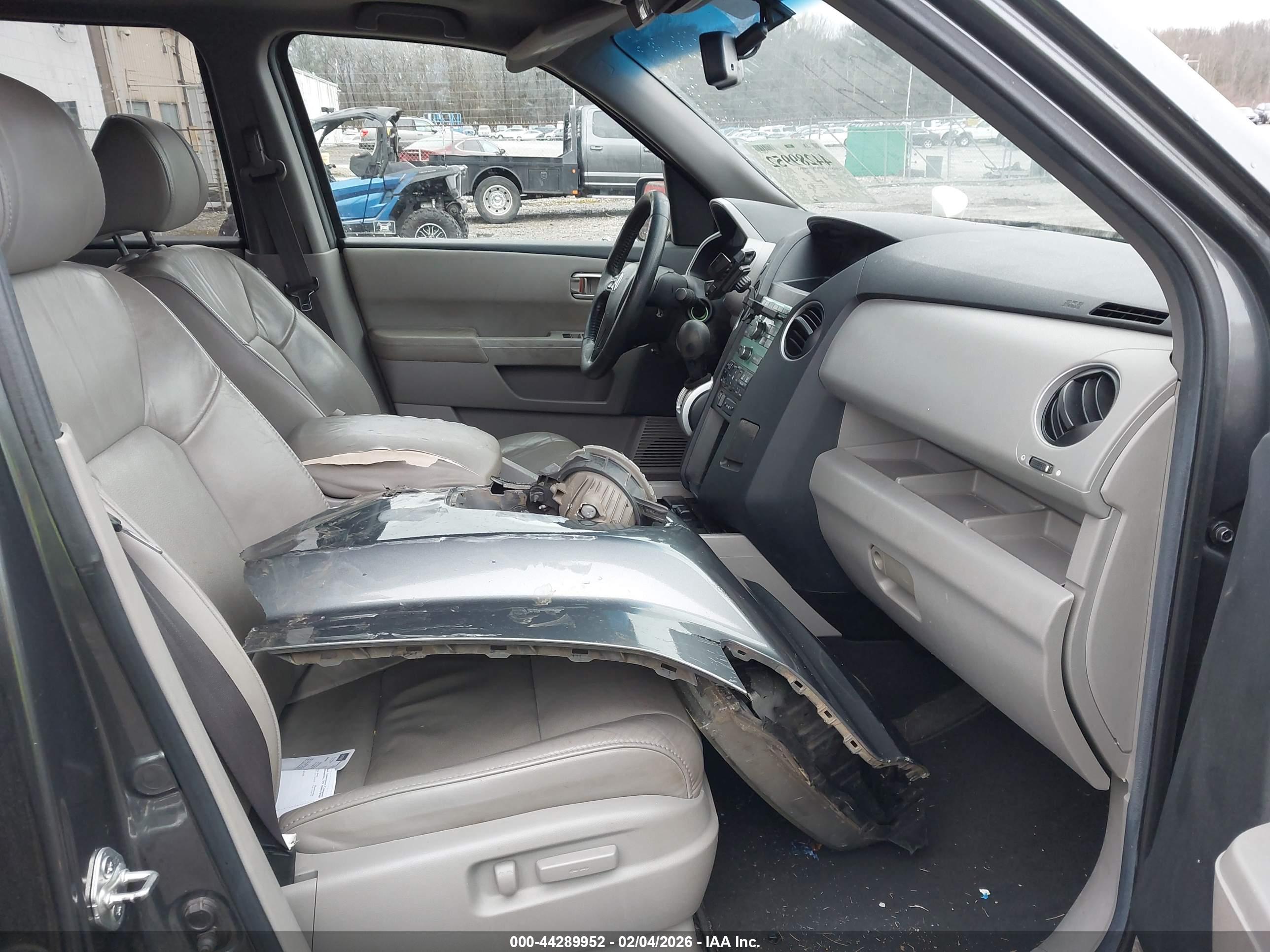 HONDA PILOT image 5