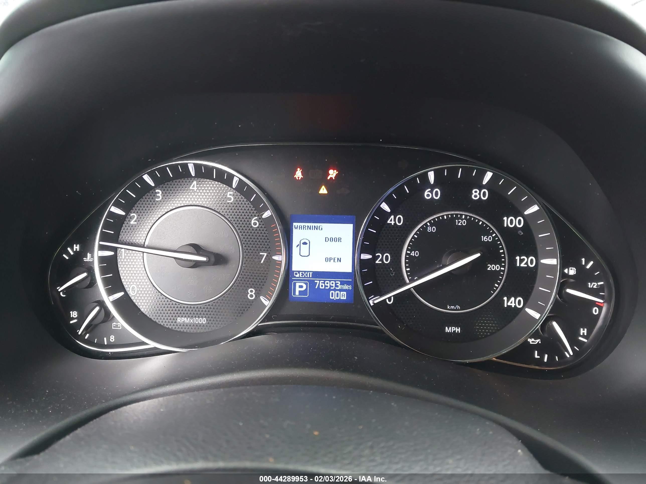 NISSAN ARMADA image 7