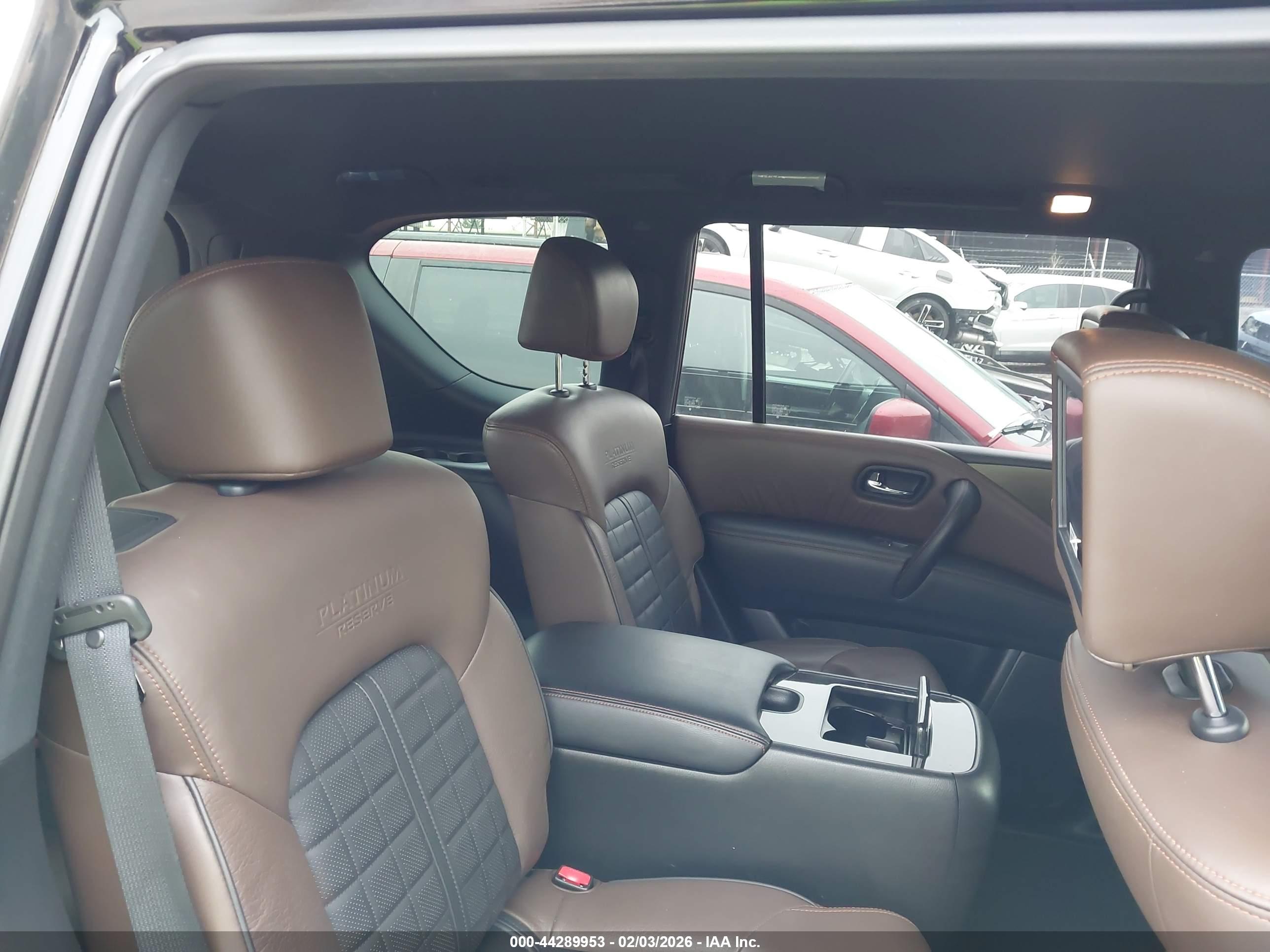 NISSAN ARMADA image 8