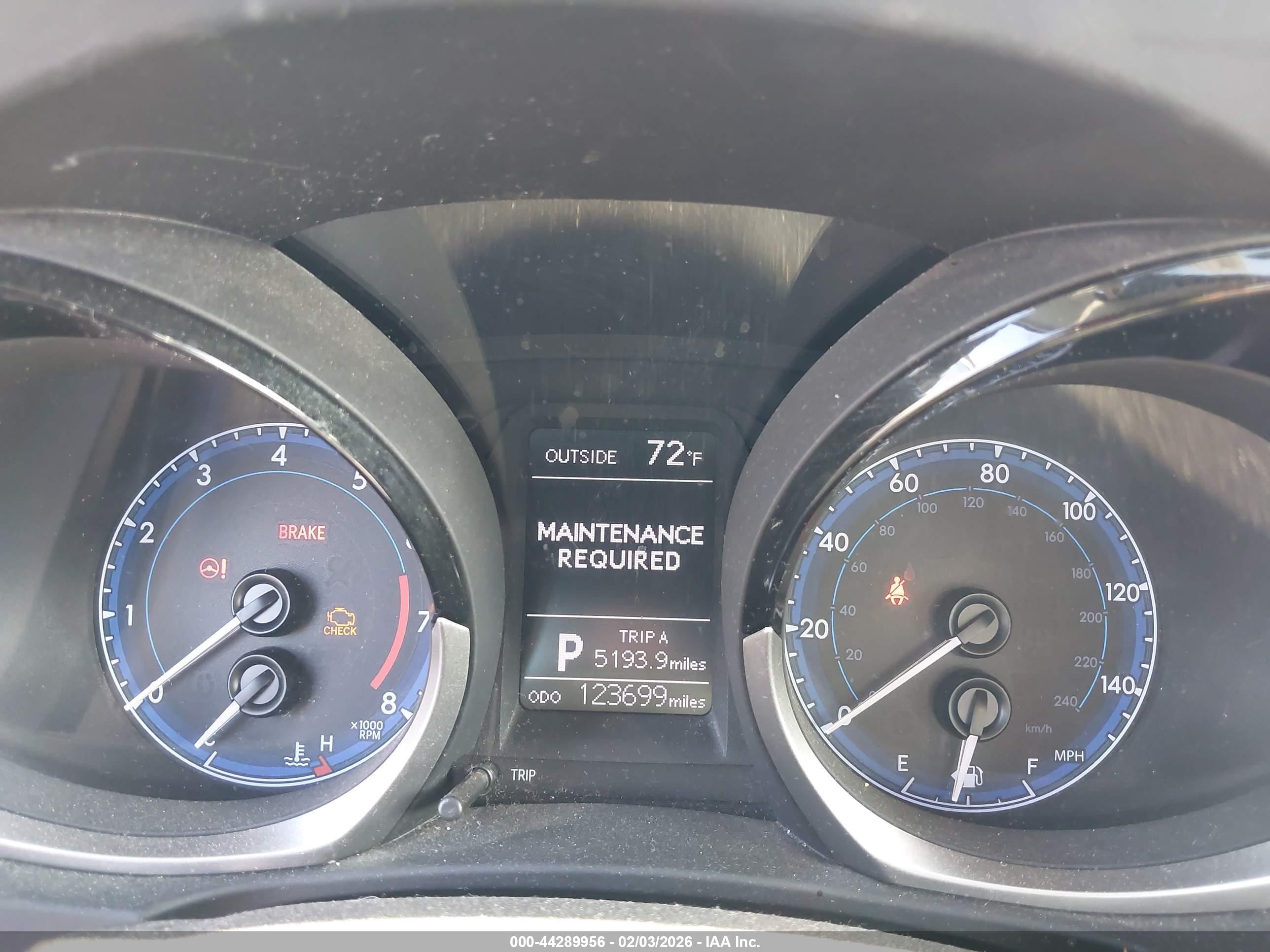 TOYOTA COROLLA image 7