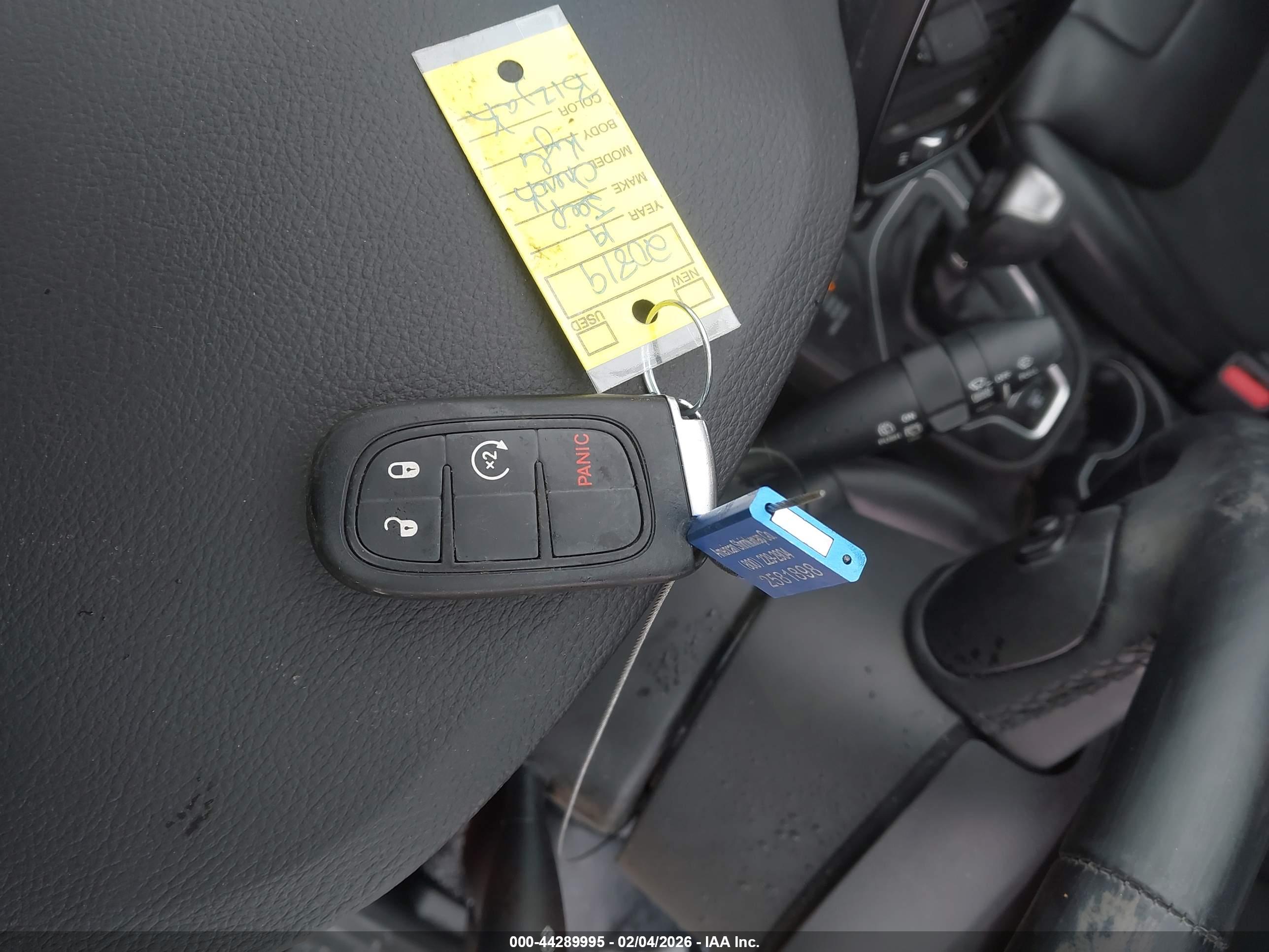 JEEP CHEROKEE image 11