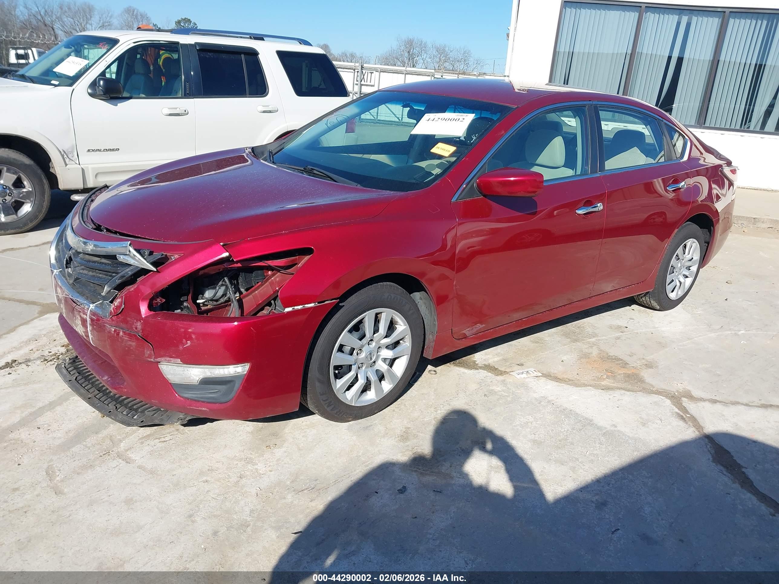 NISSAN ALTIMA image 2