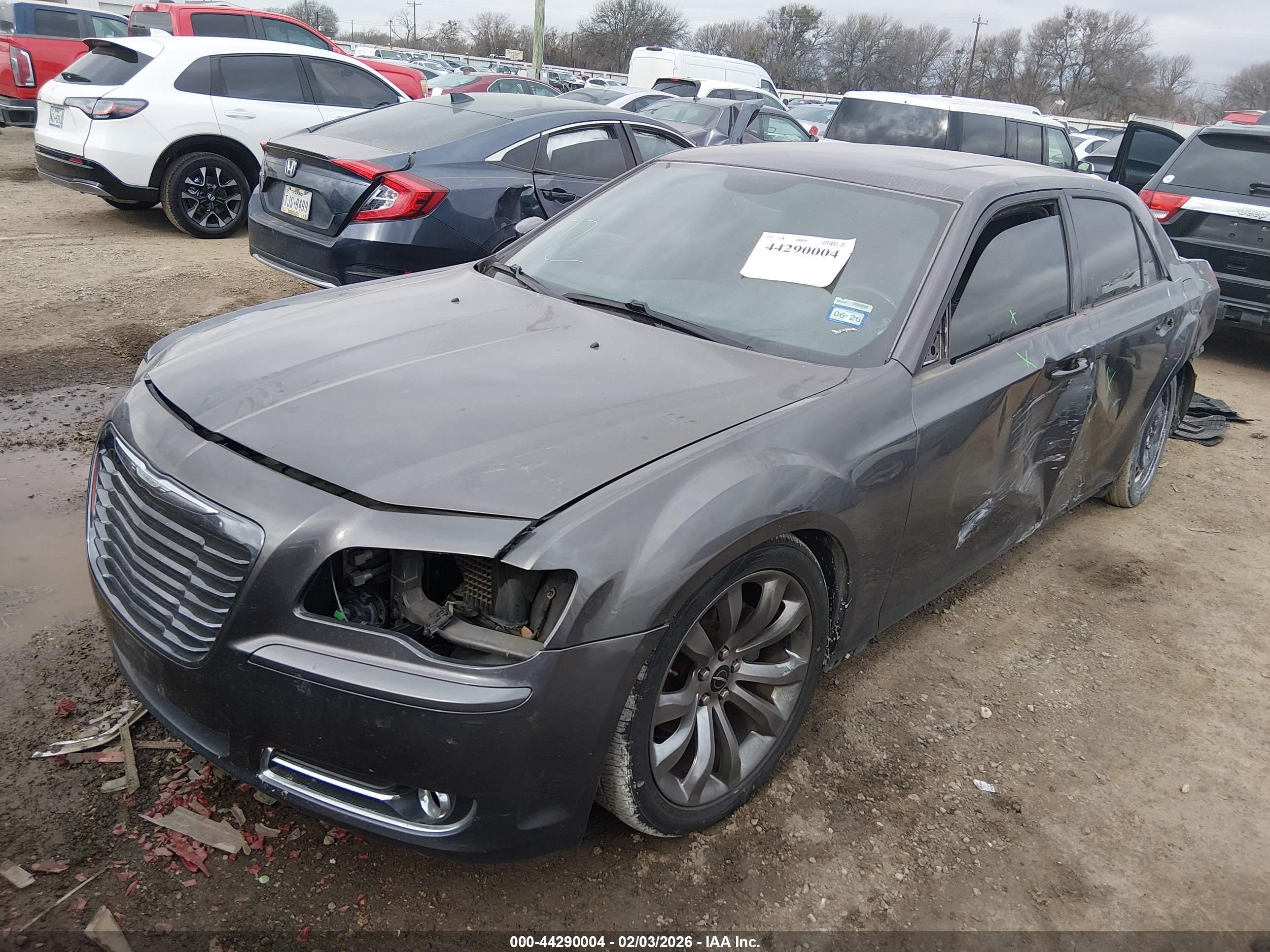 CHRYSLER 300 image 2
