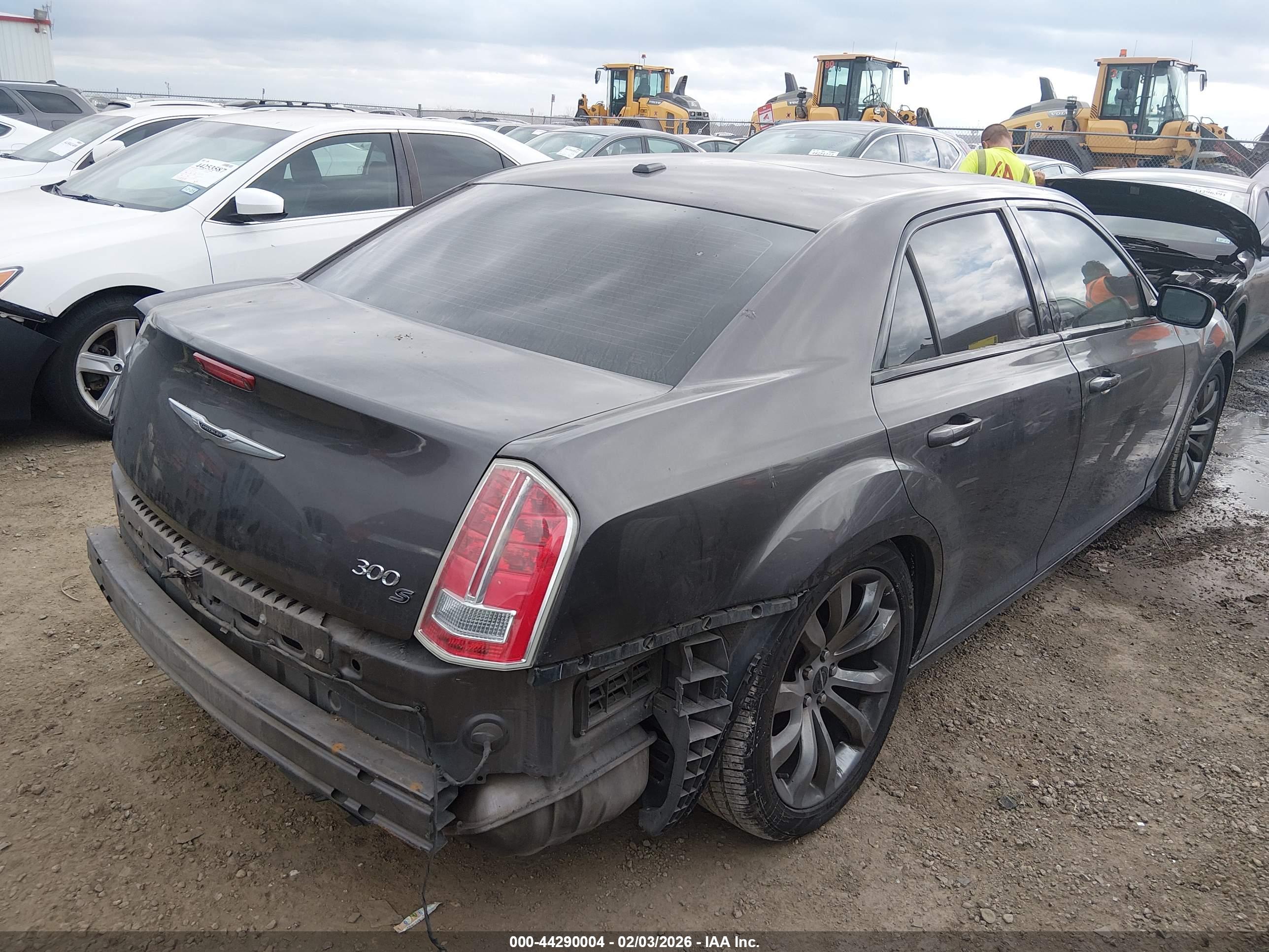 CHRYSLER 300 image 4