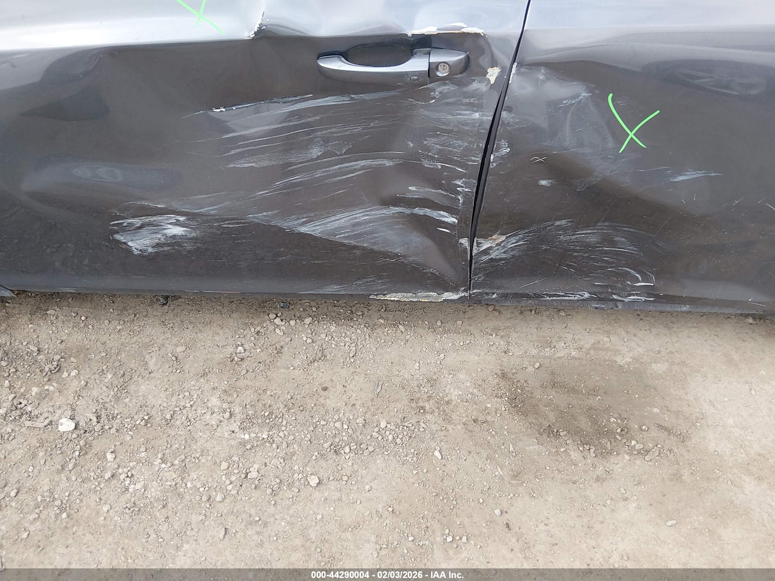 CHRYSLER 300 image 6