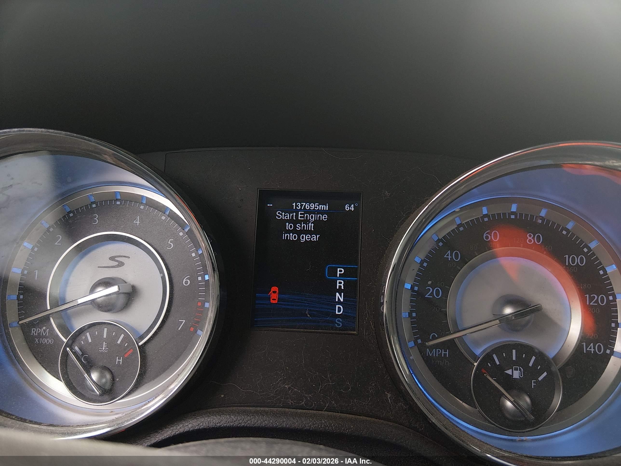 CHRYSLER 300 image 7