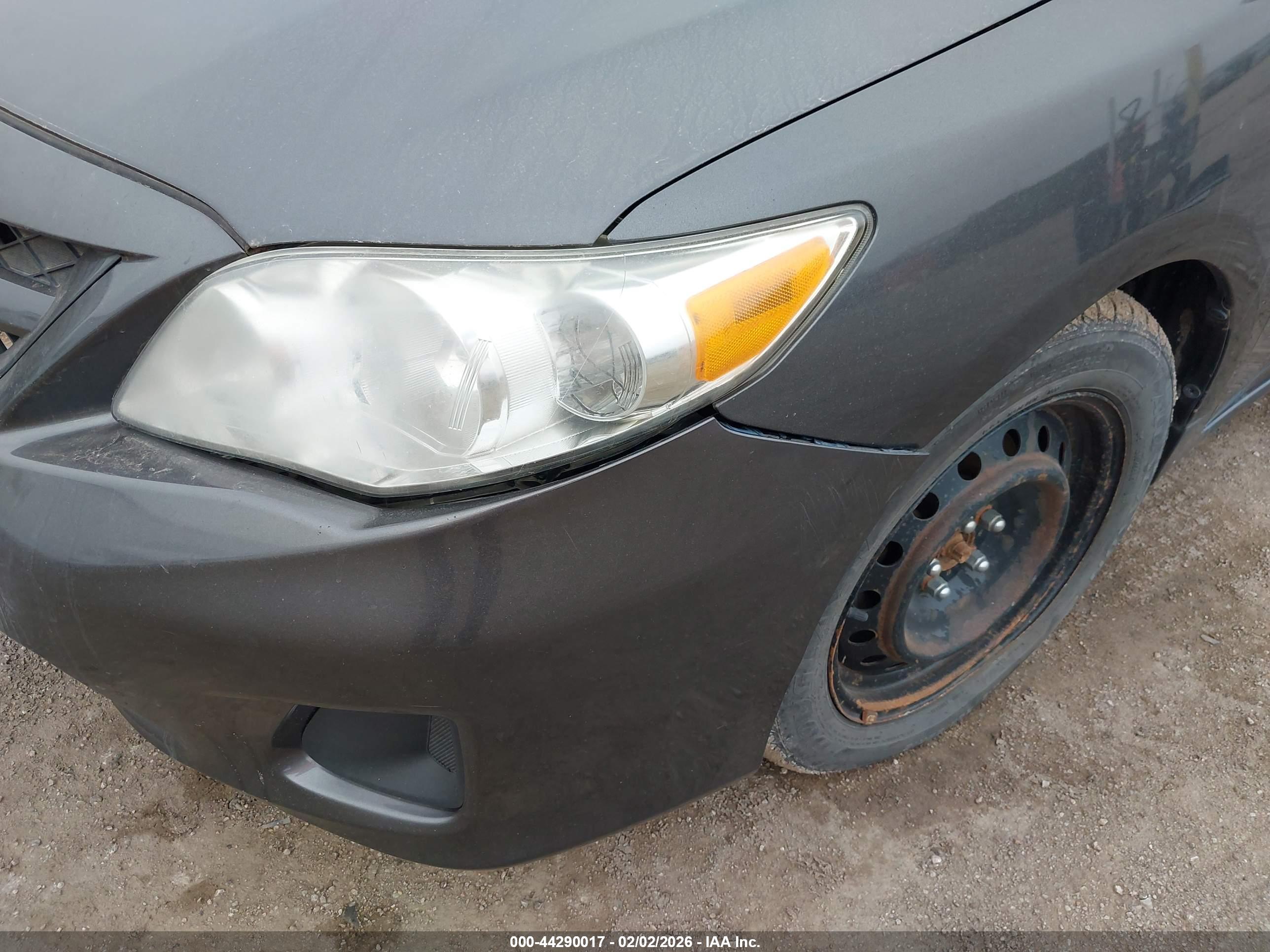 TOYOTA COROLLA image 6