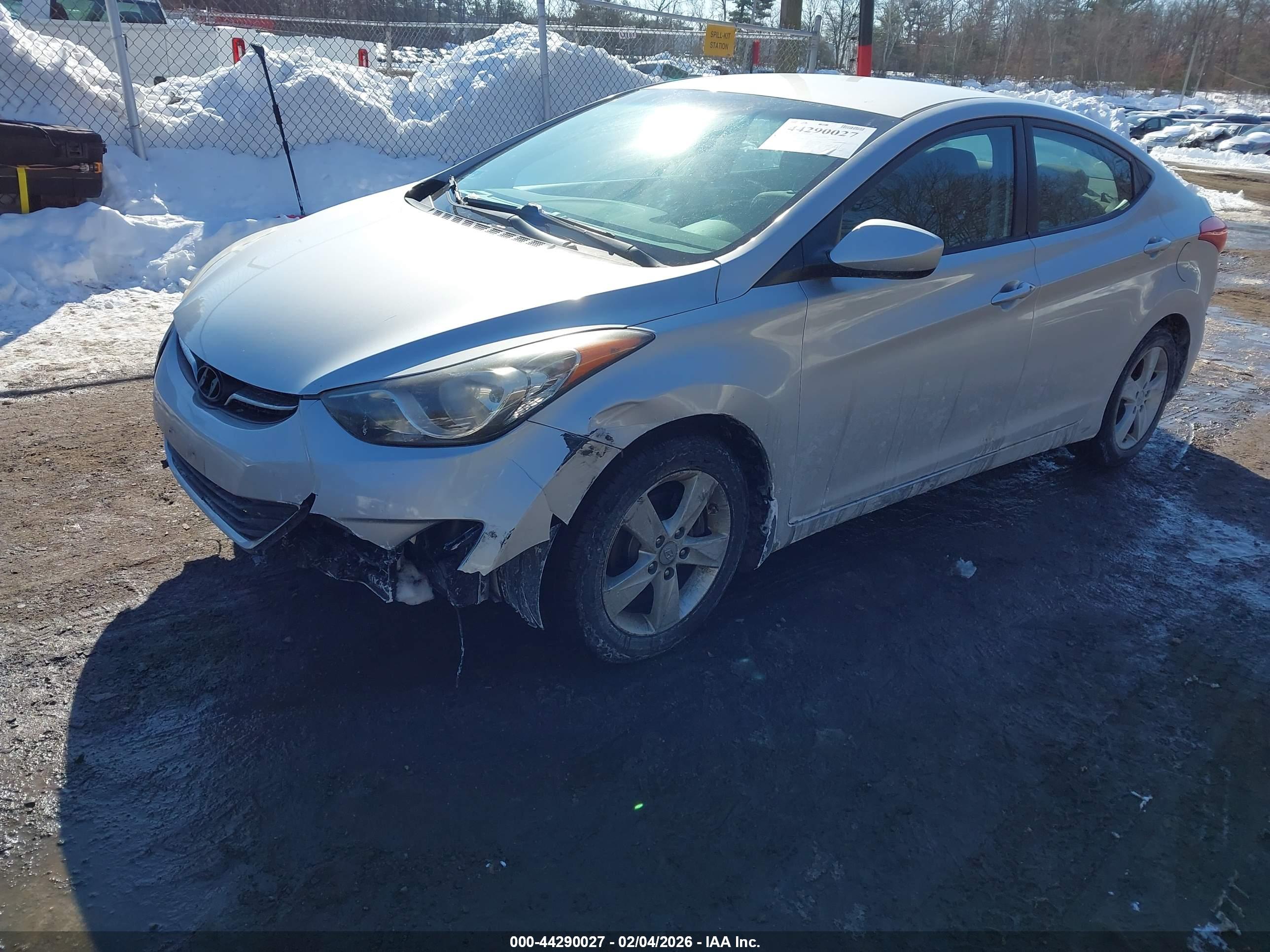 HYUNDAI ELANTRA image 2