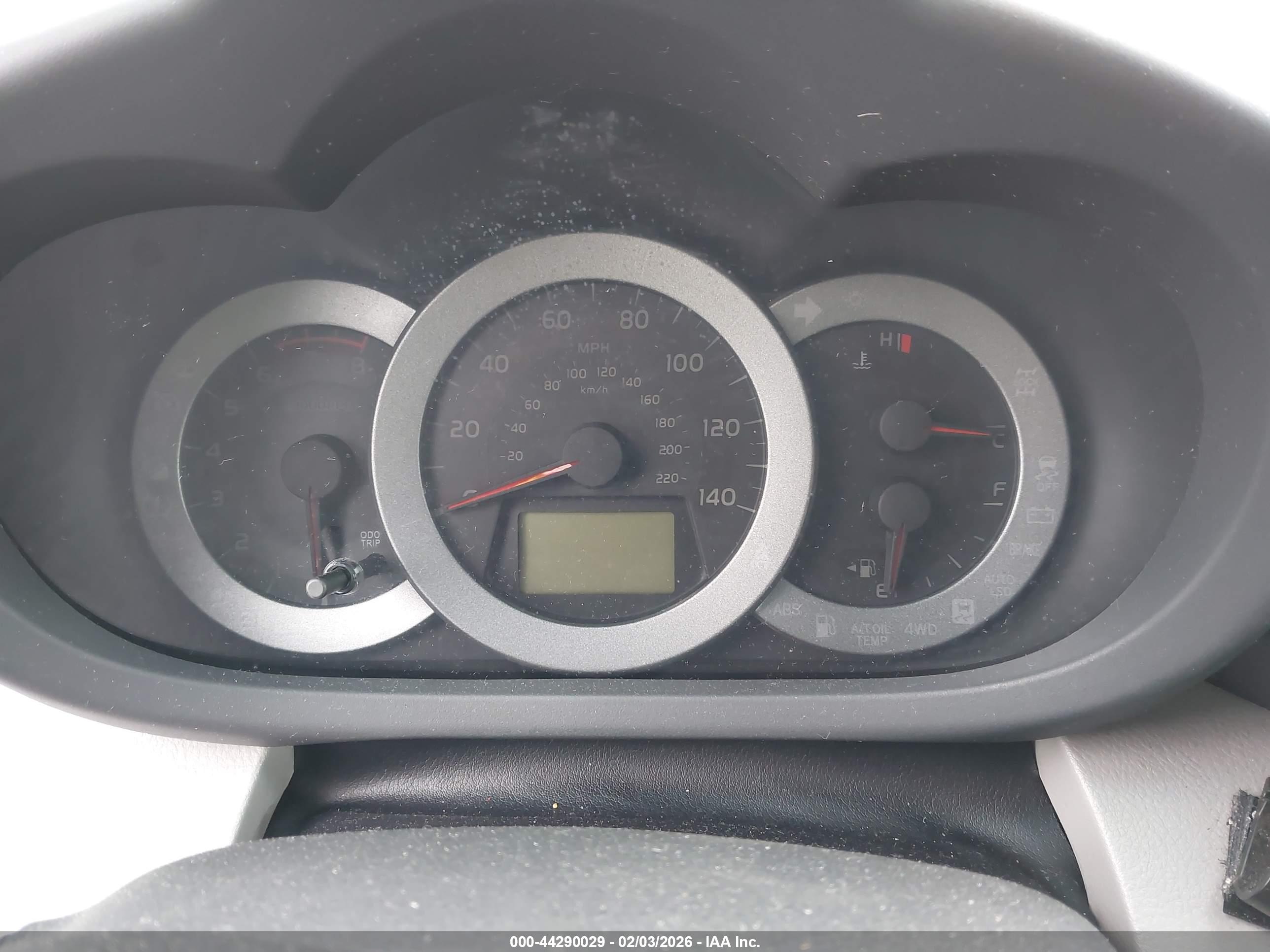 TOYOTA RAV4 image 7